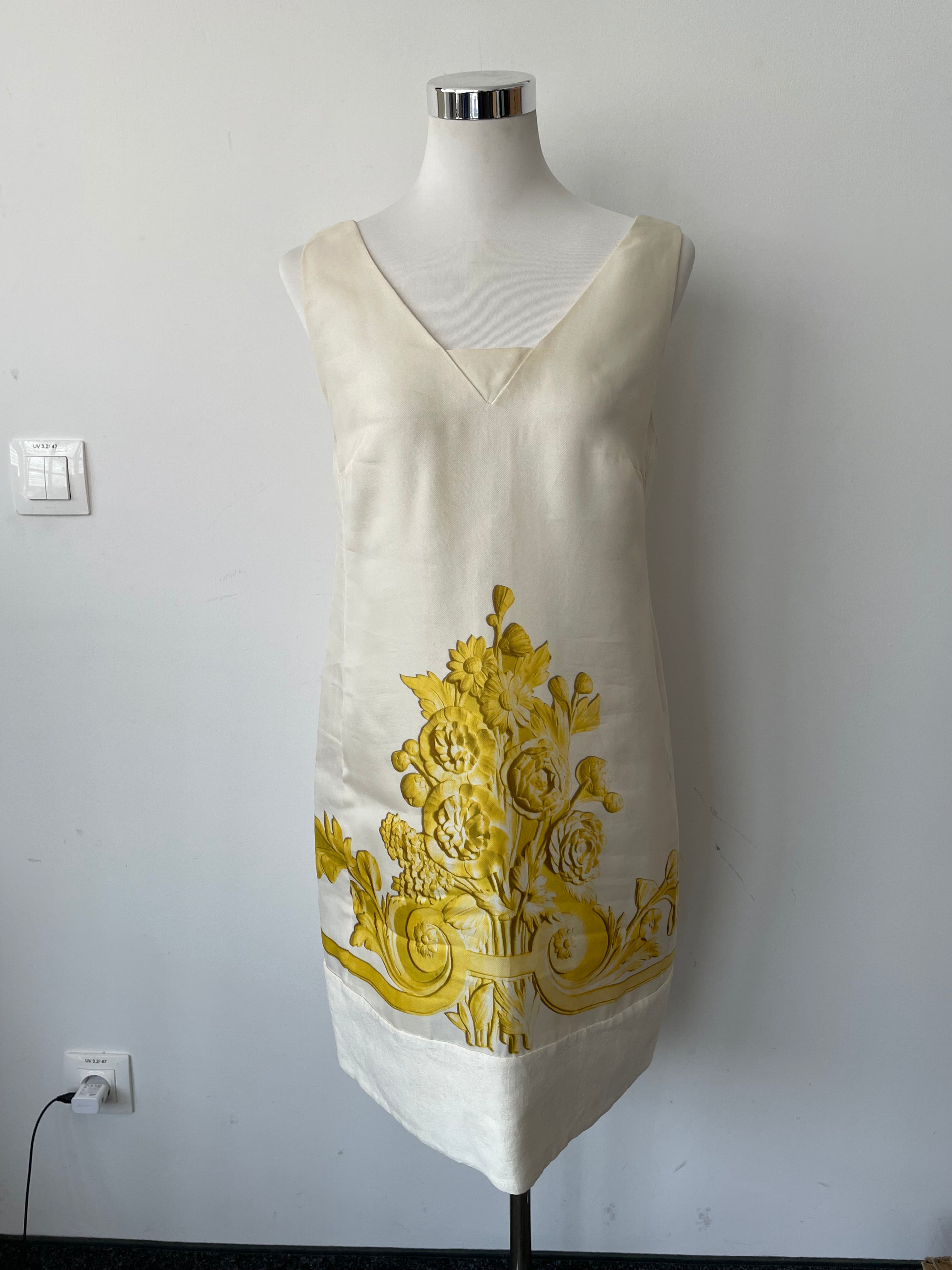 Giambattista Valli Shift Dress IT 44 Silk White Yellow Floral