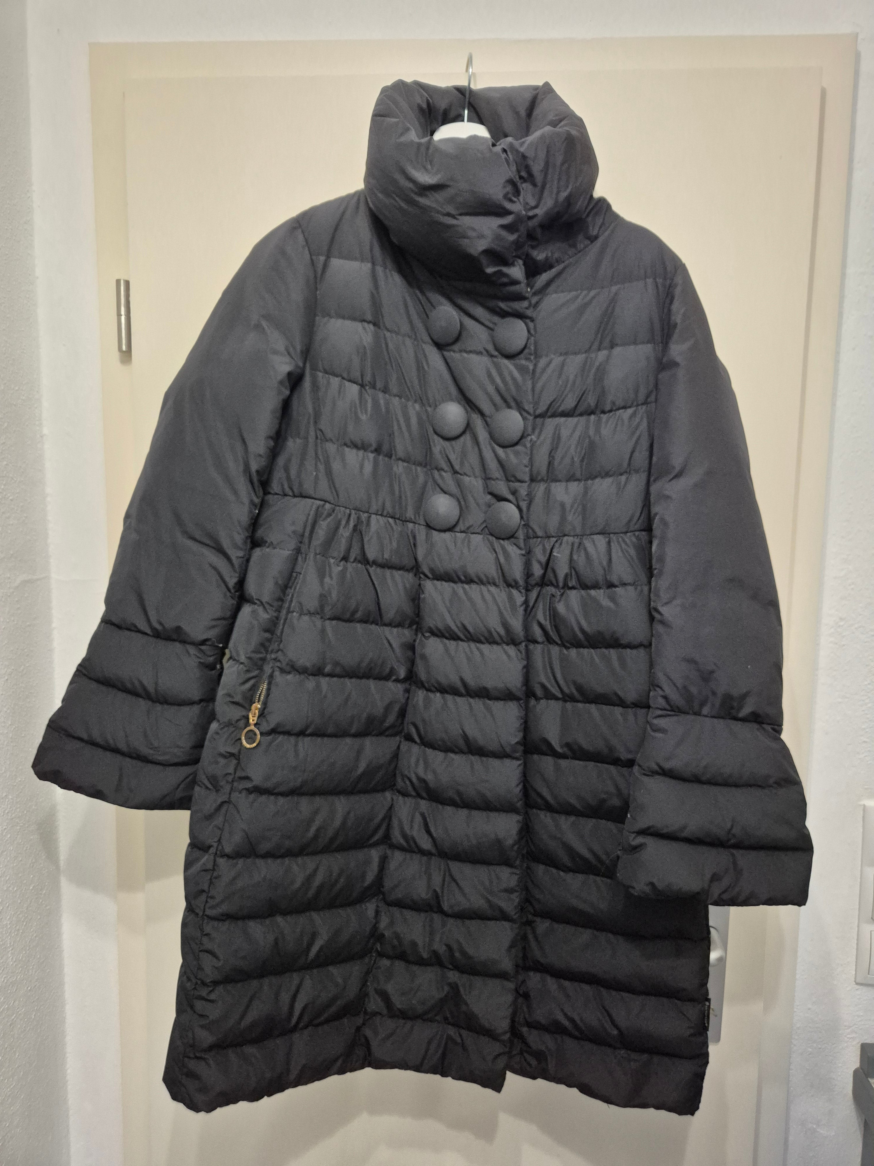 Moncler Flammette Down Coat – Black, Size M, Good Condition