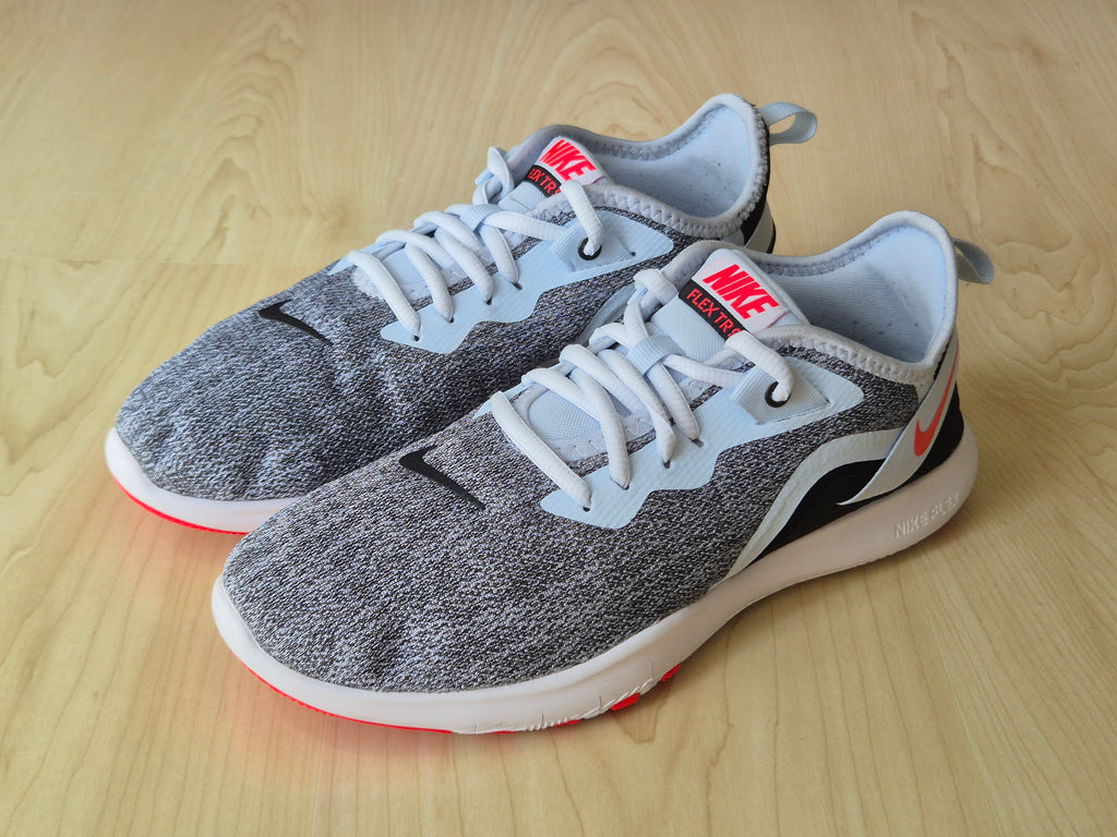 Nike Flex Trainer 9 Damen EU 40 Grau/Blau/Rot – sehr guter Zustand