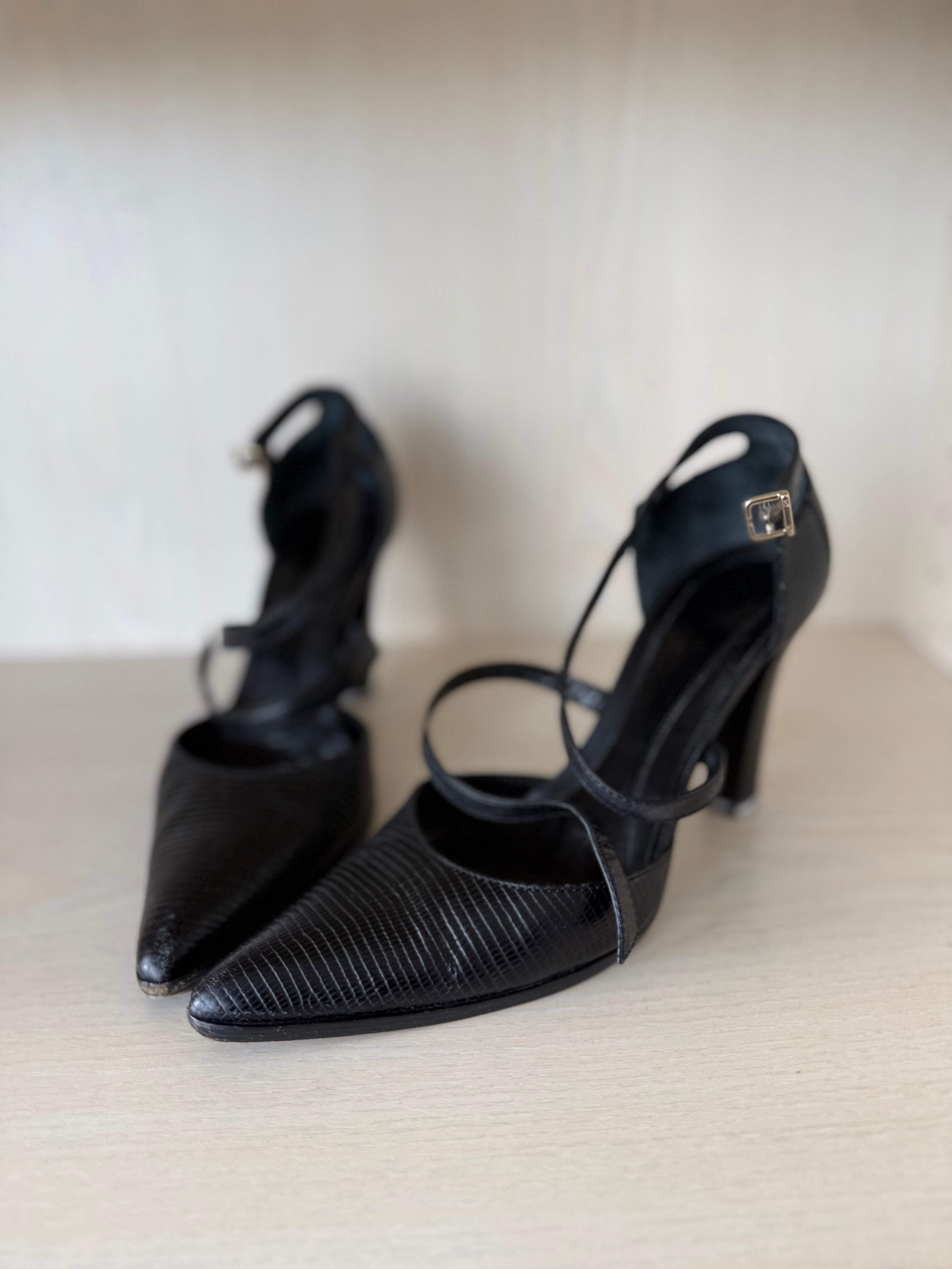 BOSS Damen Ankle-Strap Pumps, Lizard-Prägung, Leder, Schwarz, Gr. 38, Gut