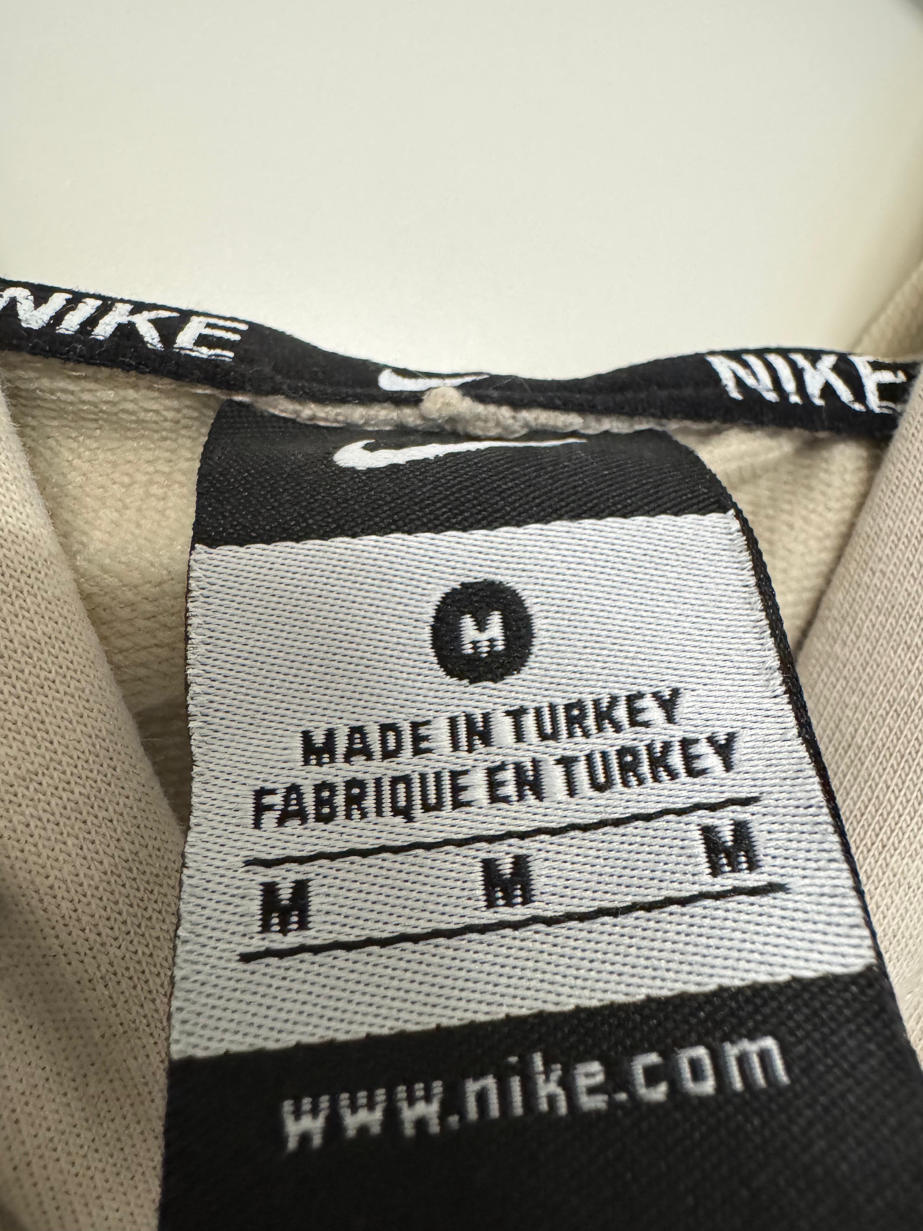 Nike Therma-FIT Hoodie Khaki Größe M – sehr guter Zustand