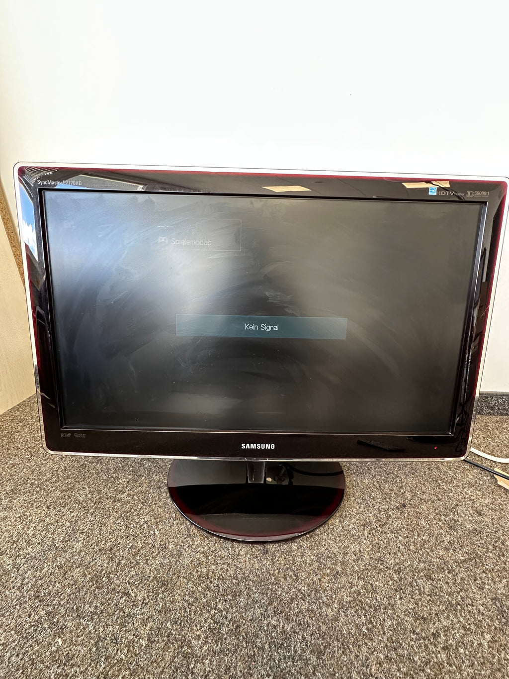 Samsung SyncMaster P2770HD 27 Monitor/HDTV, 1080p, Black, Remote, Very Good