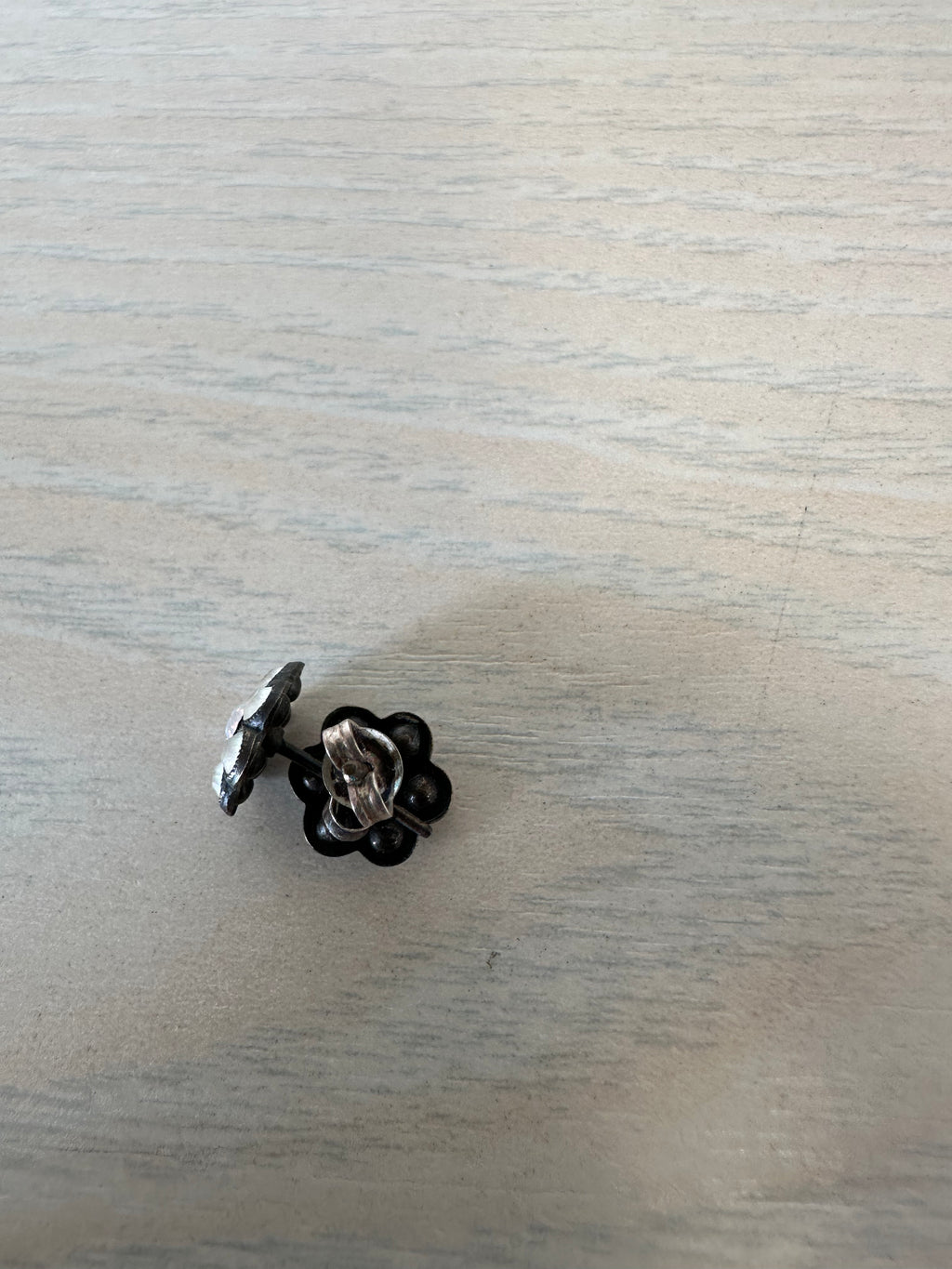 Vintage Ohrstecker Blumen Schwarz Strass – Metall, Glas, Sehr Gut, Klein