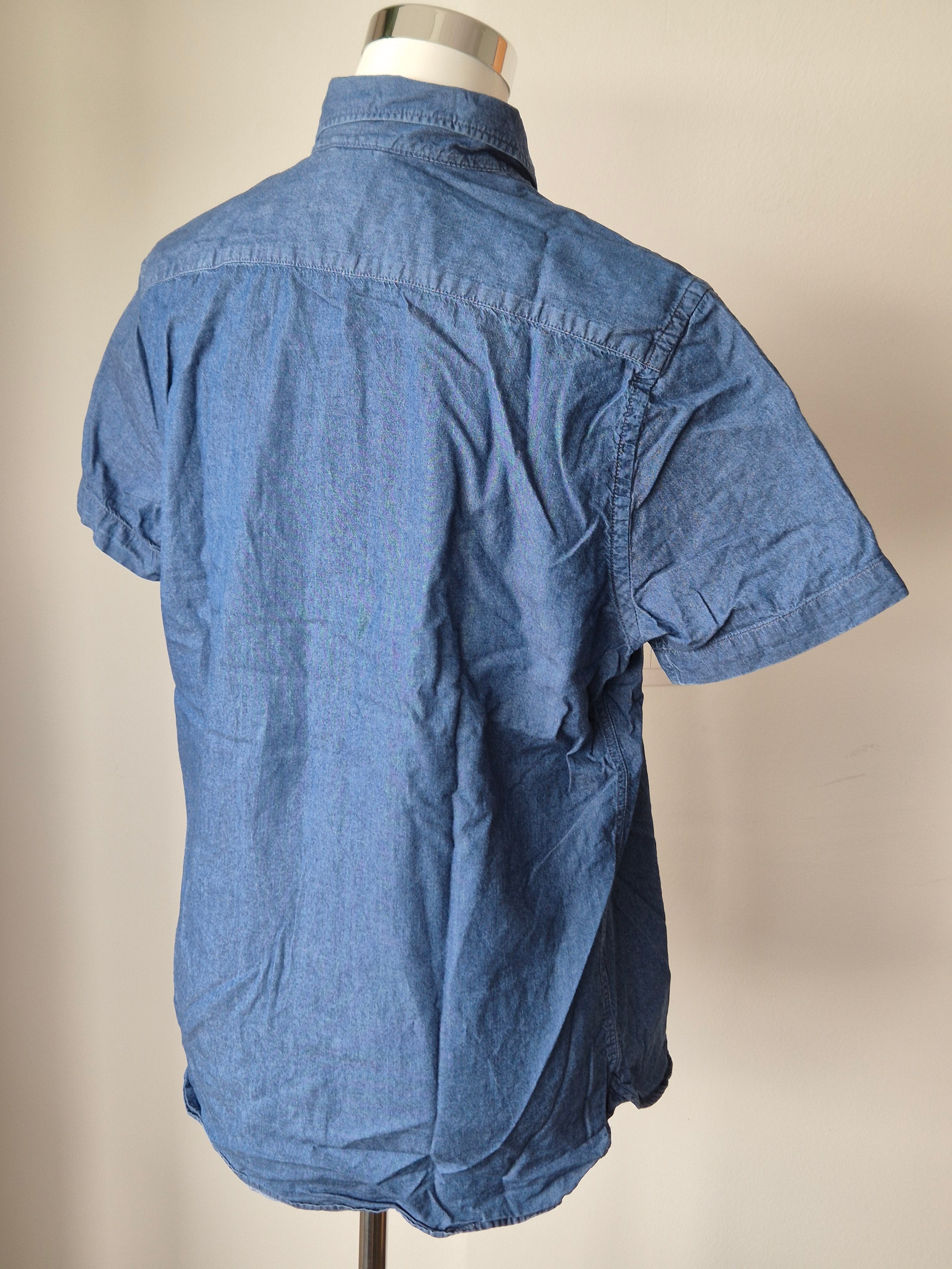 Levi’s Kurzarm Denim Shirt Dunkelindigo Größe M – Sehr guter Zustand