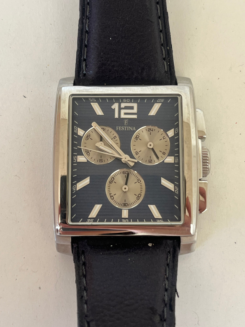 Festina Square Chronograph | Edelstahl | Lederarmband | 37mm | Guter Zustand