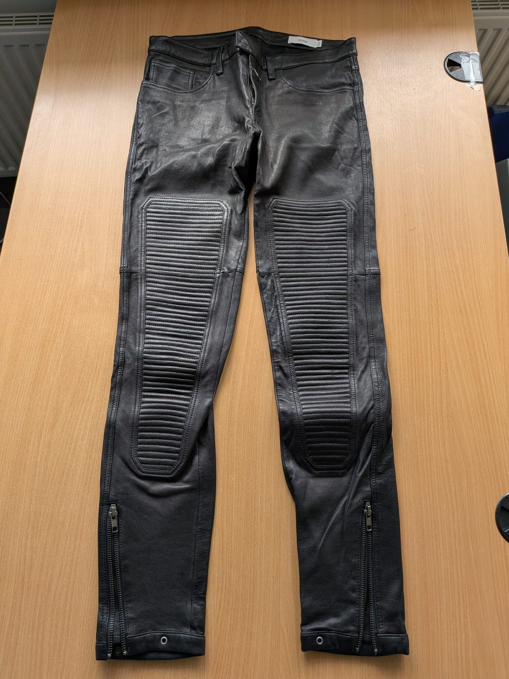 CLOSED Lamb Leather Biker Pants Black Size 29 – Very Good Condition