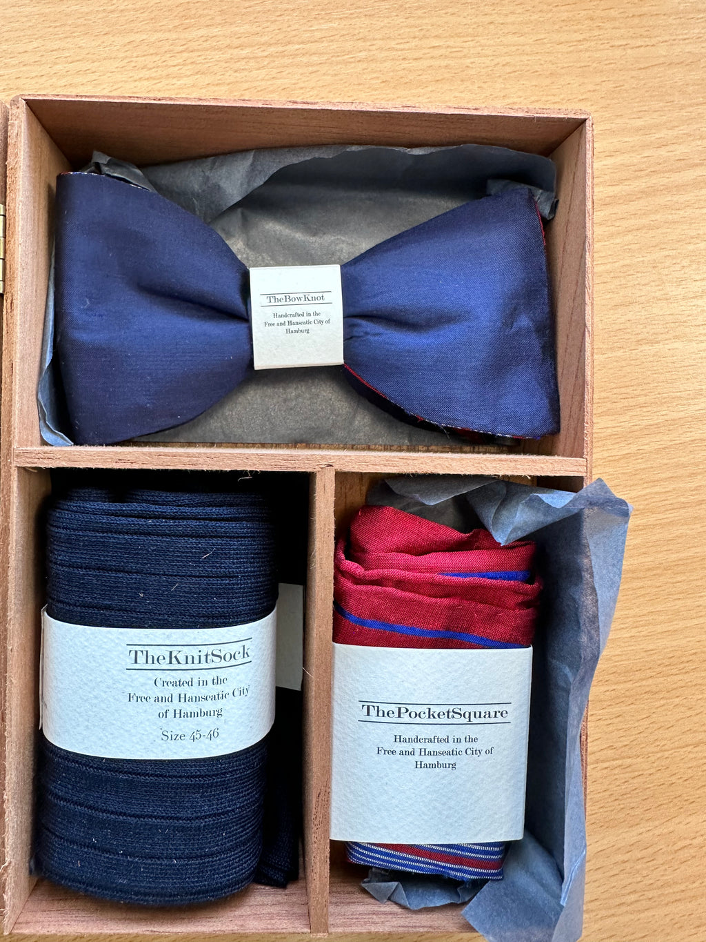 Gentleman’s Agreement Accessory Box – Silk & Cotton, 3-piece, Multicolor, VG