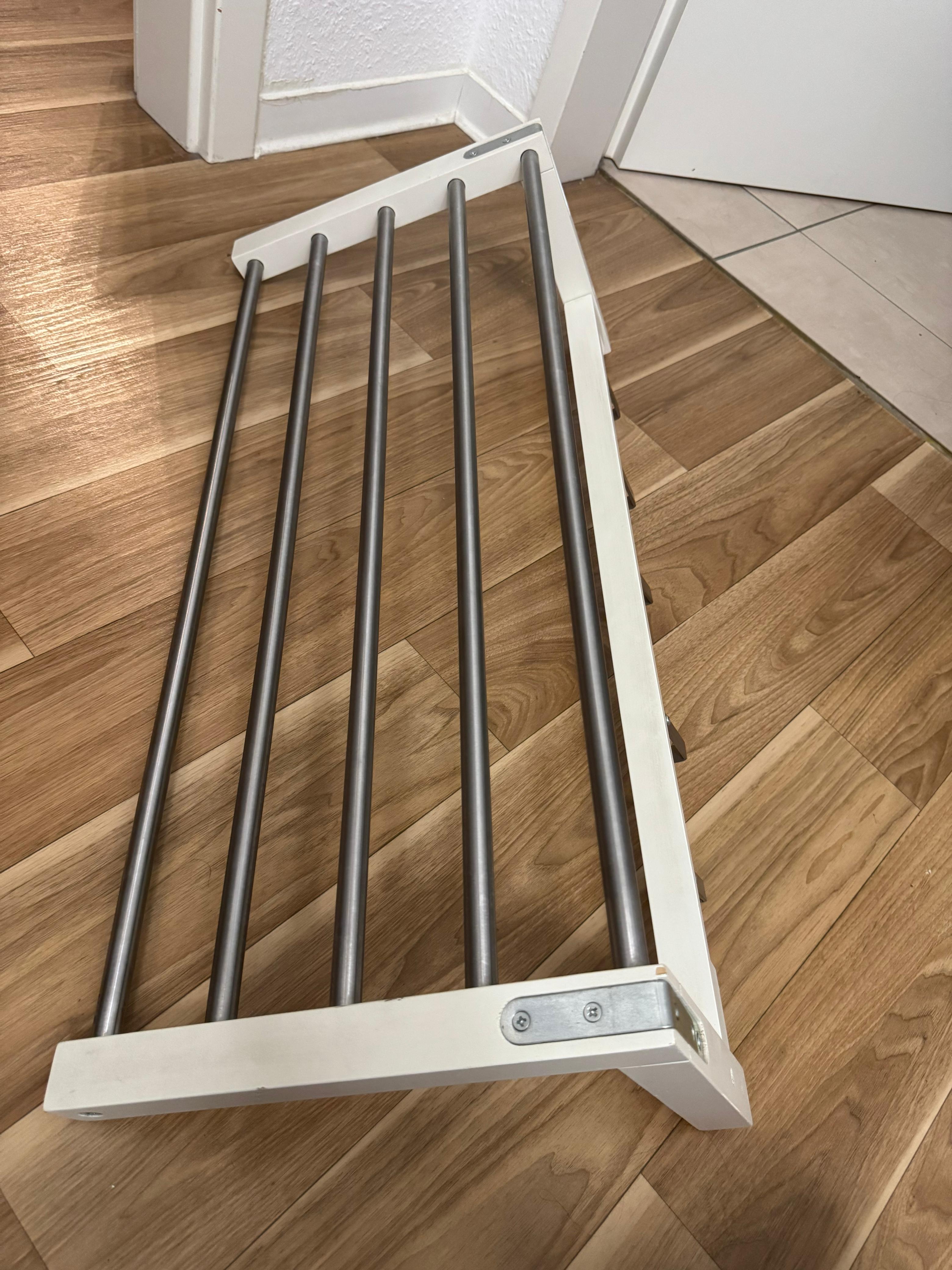 IKEA TJUSIG Wandgarderobe, Weiß, 78 cm, Montageset, sehr guter Zustand