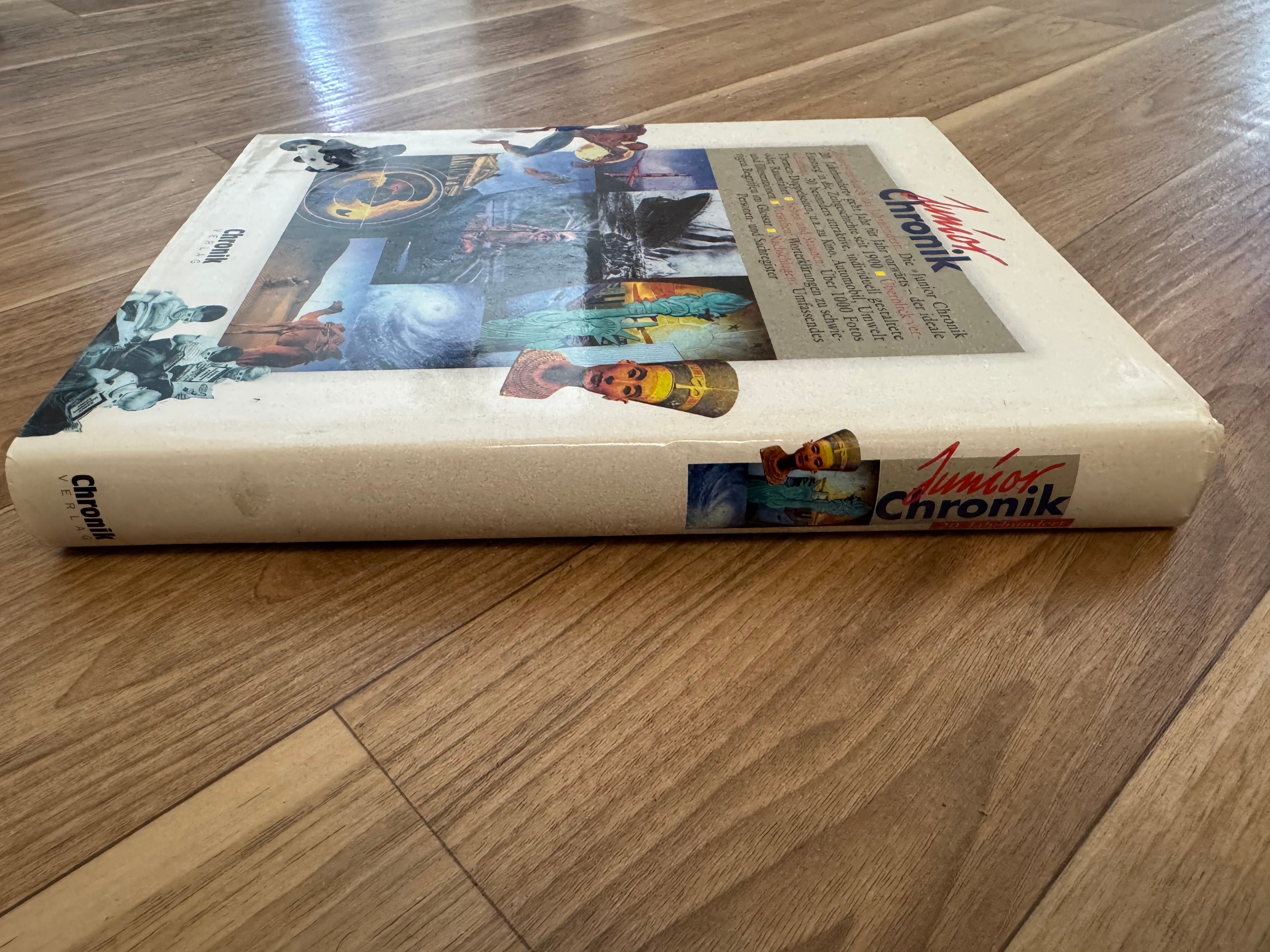 Junior Chronicle – 20th Century (Chronik Verlag, 720pp, Hardcover, Good)