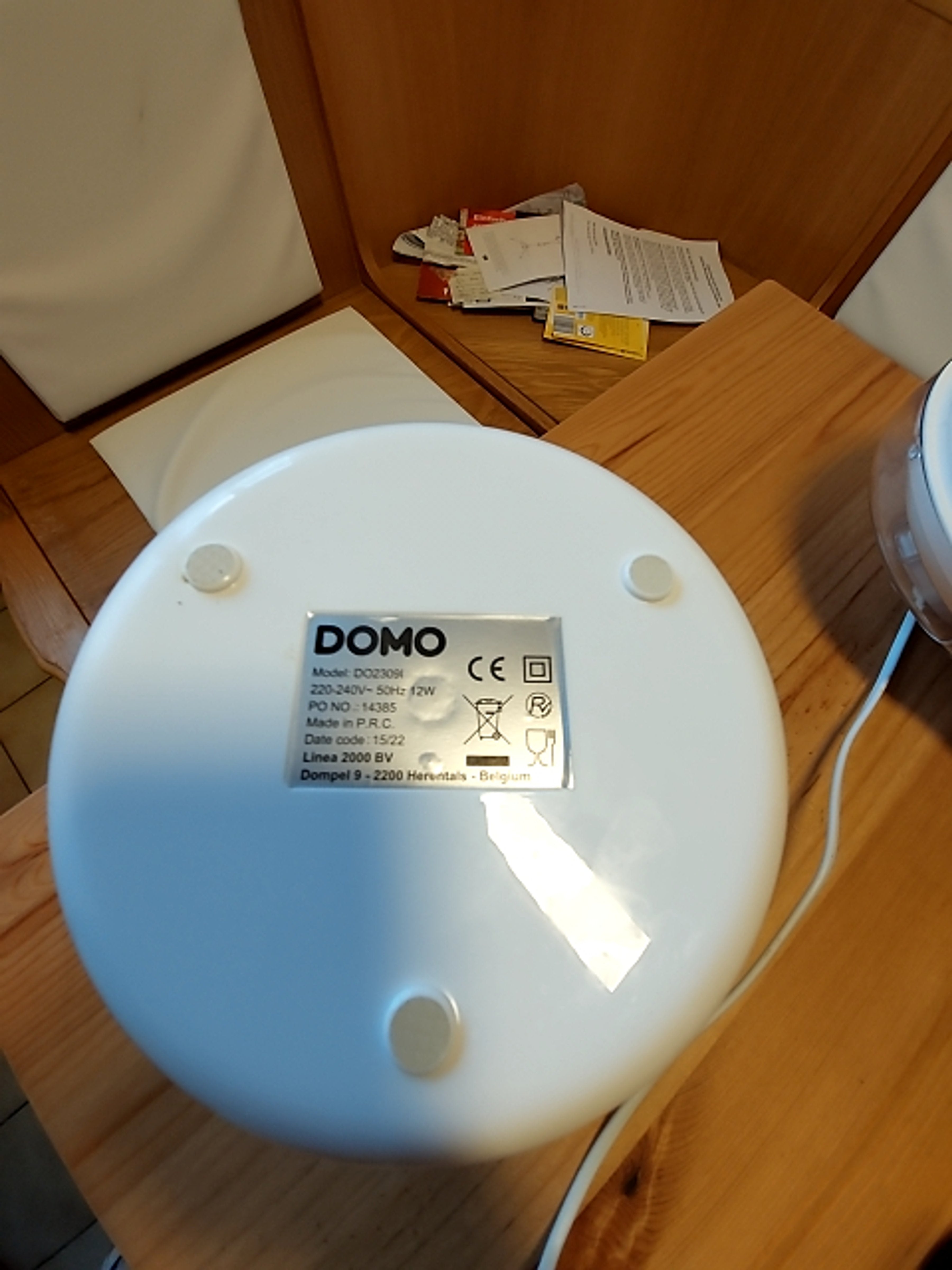 DOMO Eismaschine DO2309I – 1 L, sehr guter Zustand, Weiß, alle Zubehör!