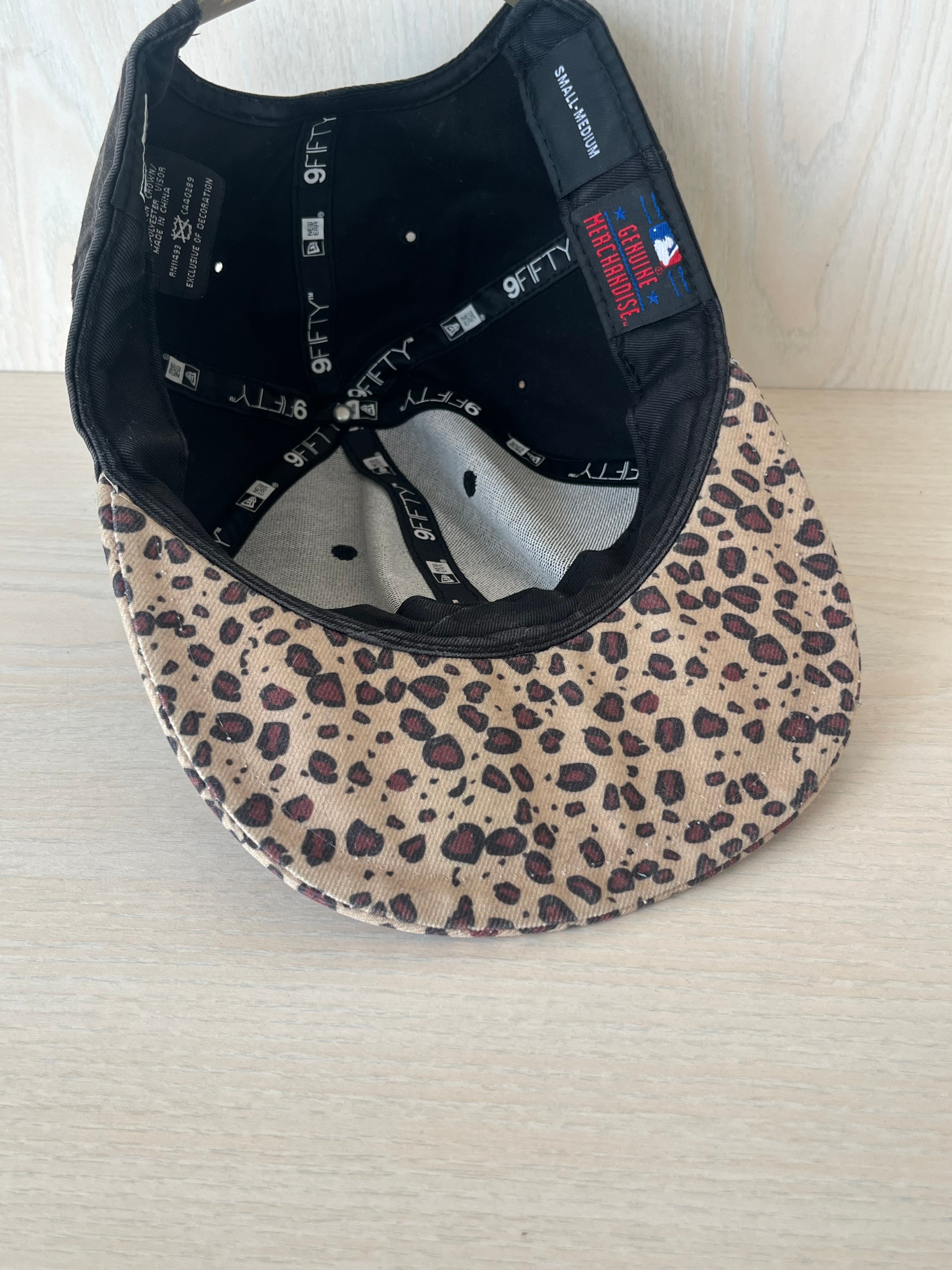 New Era 9FIFTY Cap NY Yankees Schwarz Leopard S-M Gebraucht