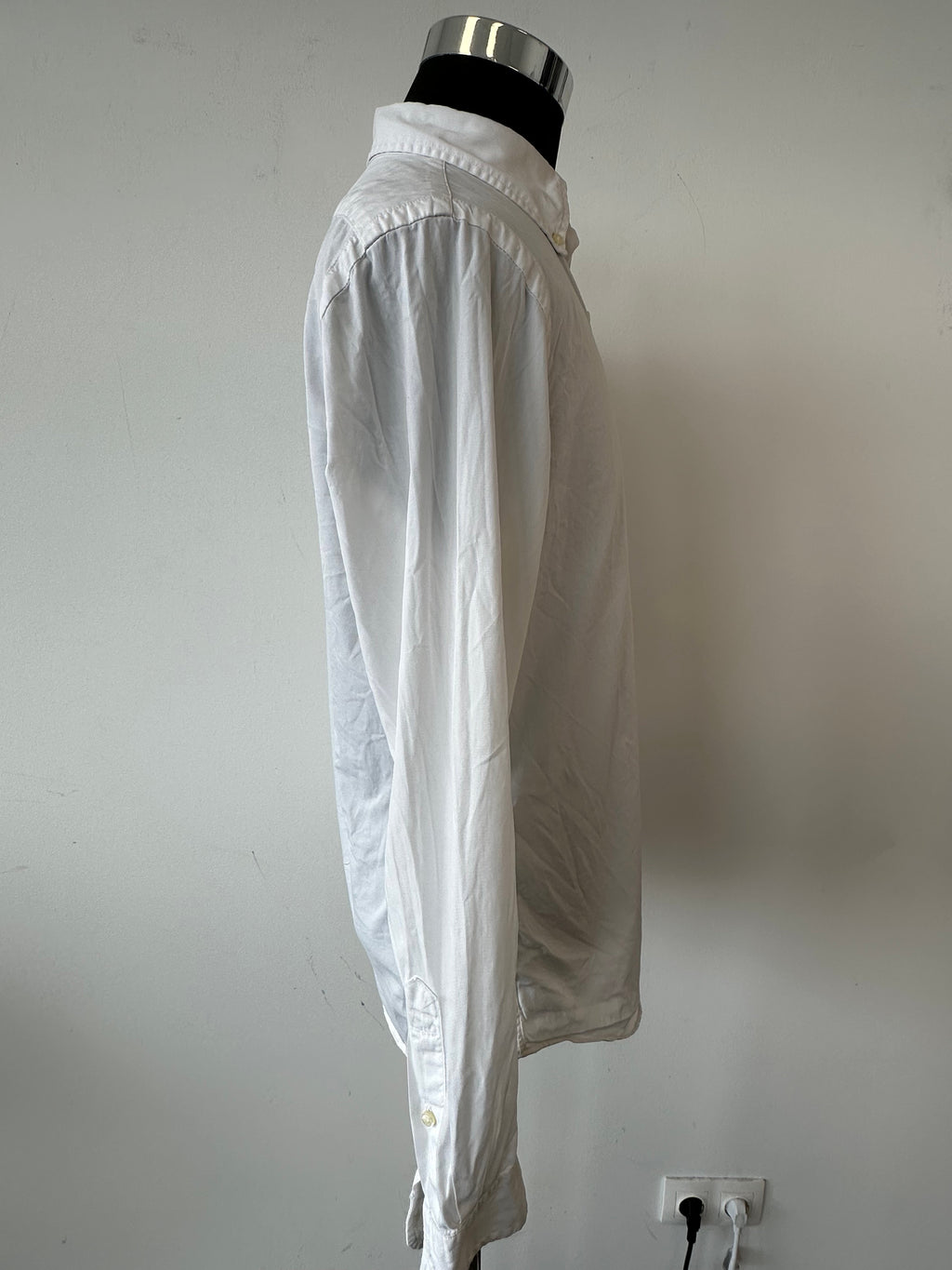 Ralph Lauren White Shirt Slim Fit Featherweight Twill Medium - Holes on Sleeve