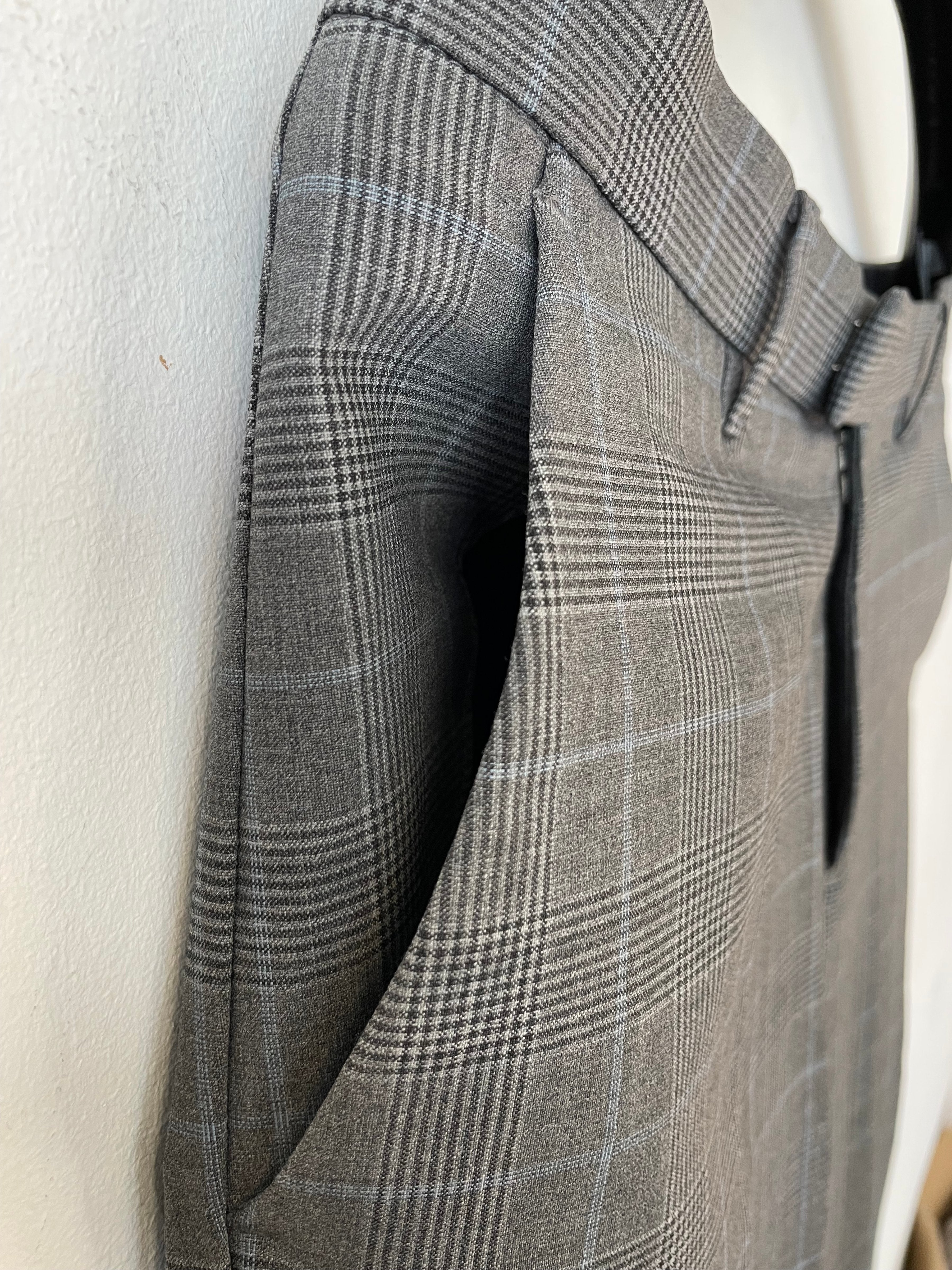 DRYKORN Dynamic Tailoring Anzug Grau Kariert 40L/33 Sehr Gut
