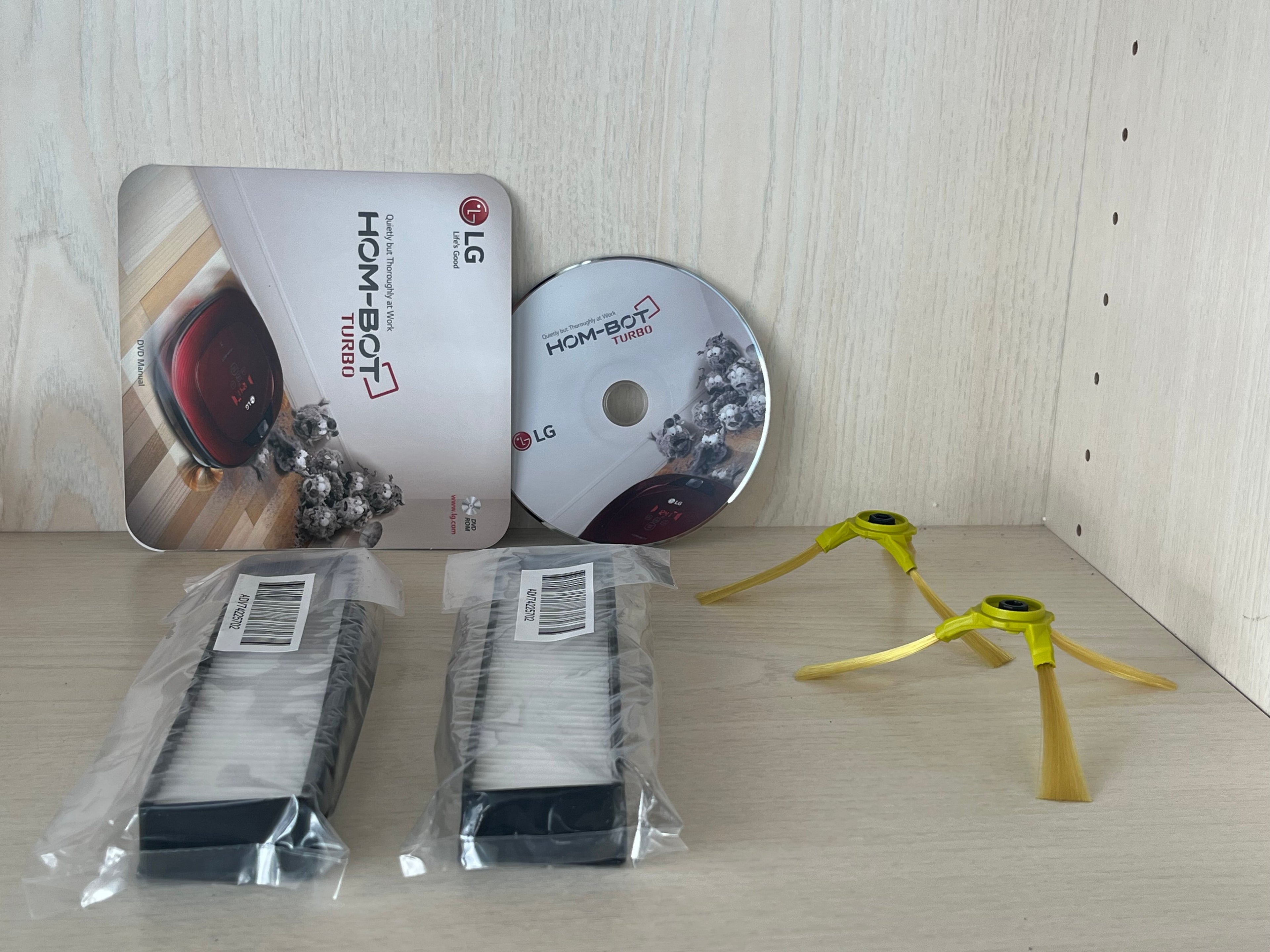LG Hom-Bot Turbo Accessories Kit, Yellow/Black, Like New