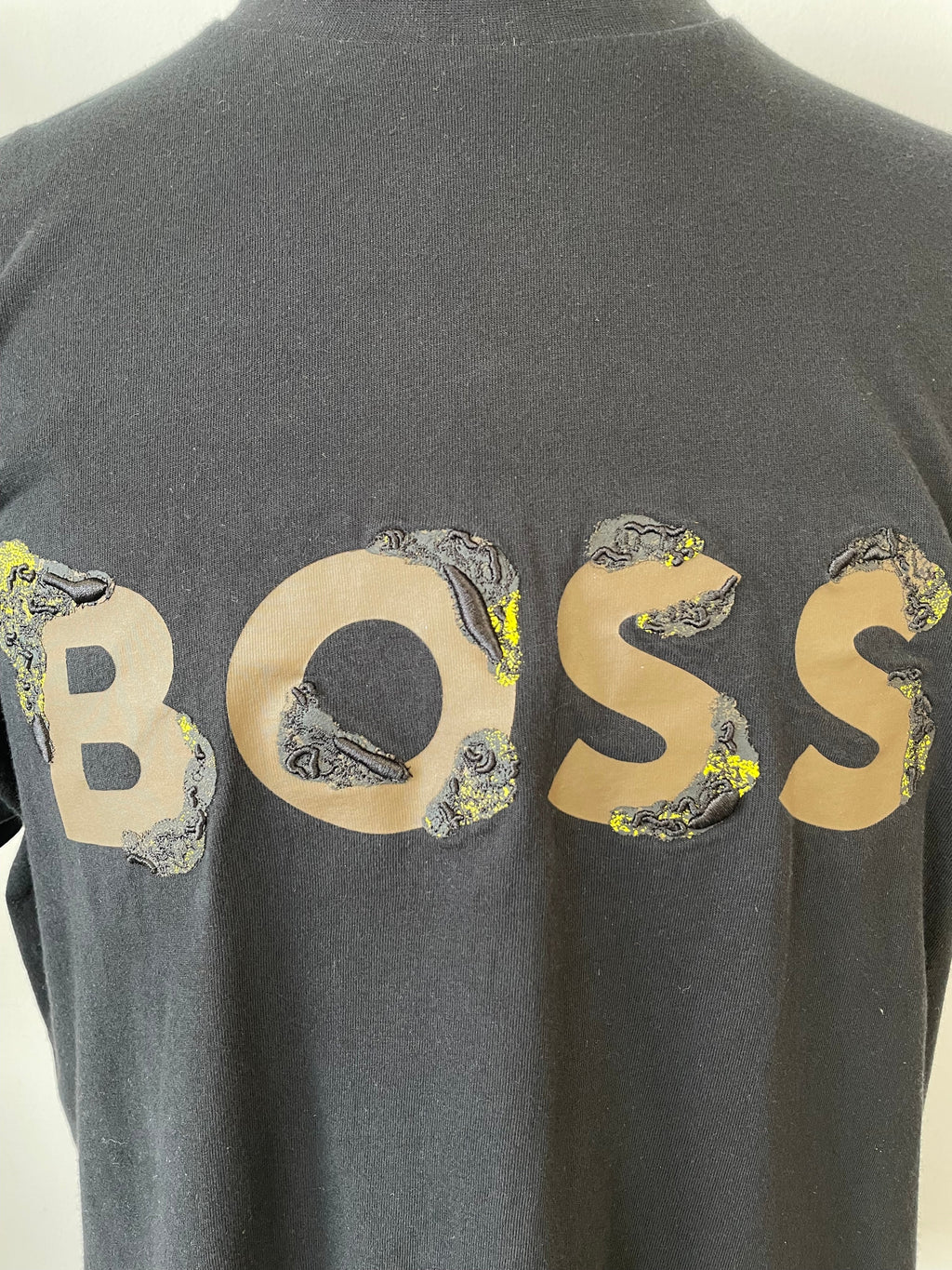 BOSS Camouflage Logo T-Shirt – Black, Size L, Very Good Condition