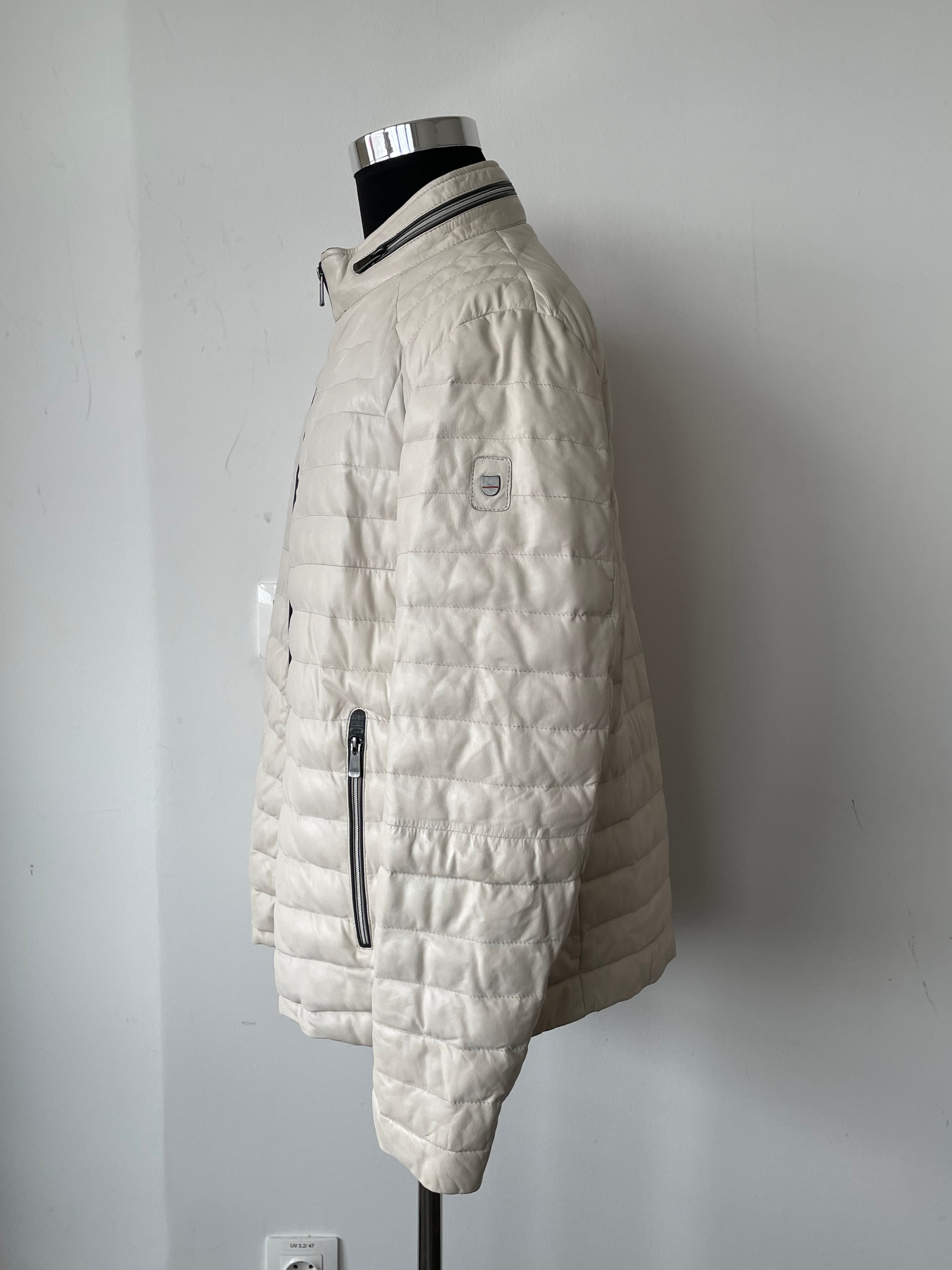 LLOYD Men's Quilted Lamb Leather Jacket, Ice White, XL, Very Good Condition