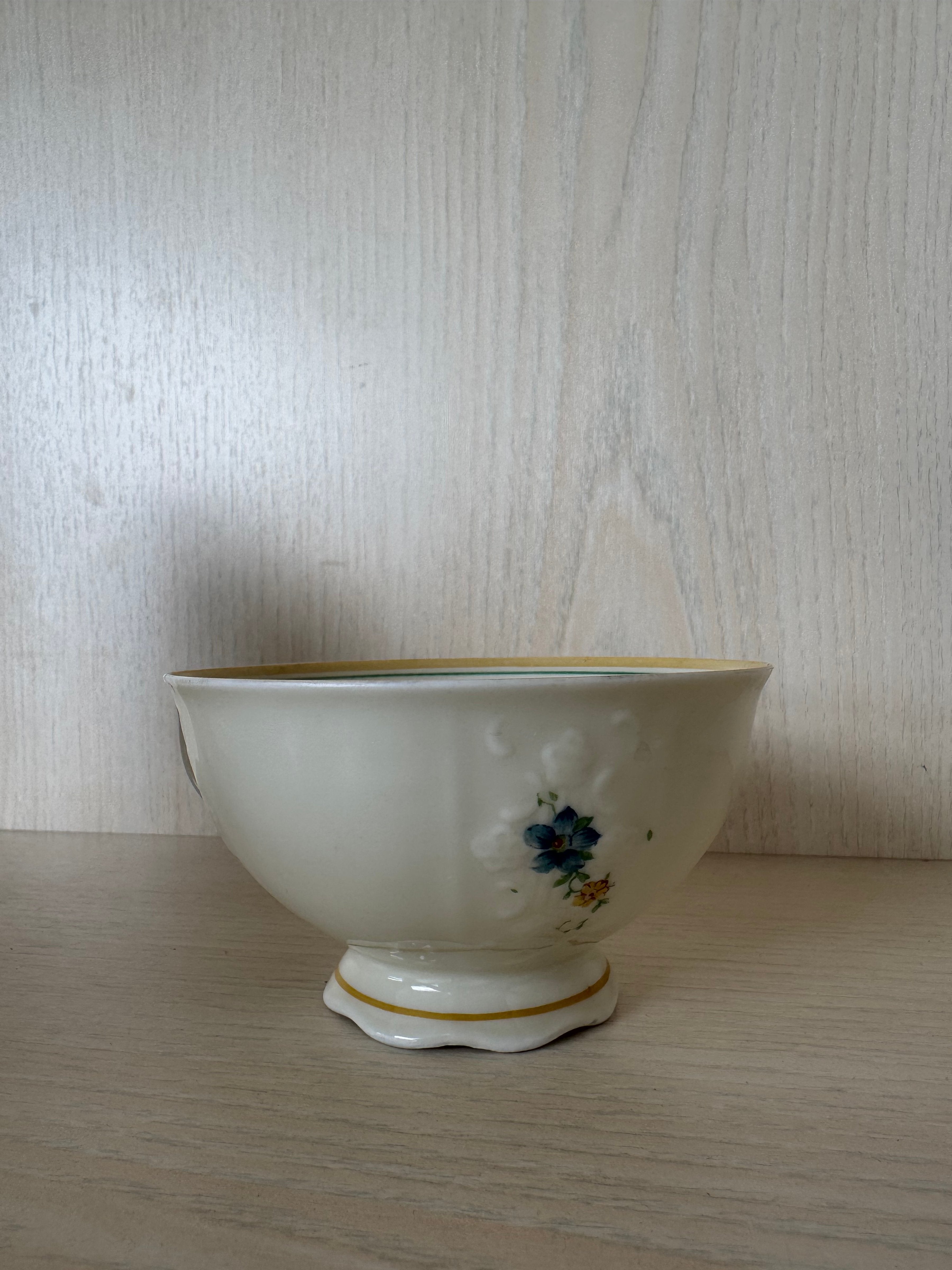 Homer Laughlin Eggshell Nautilus Demitasse Set, Porzellan, guter Zustand