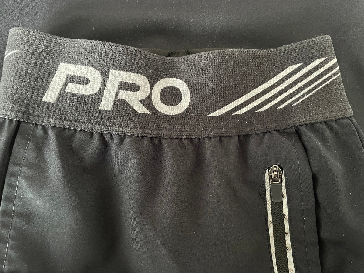 PRO TOUCH Herren-Shorts, Größe L, Schwarz, Reißverschlusstasche, sehr gut