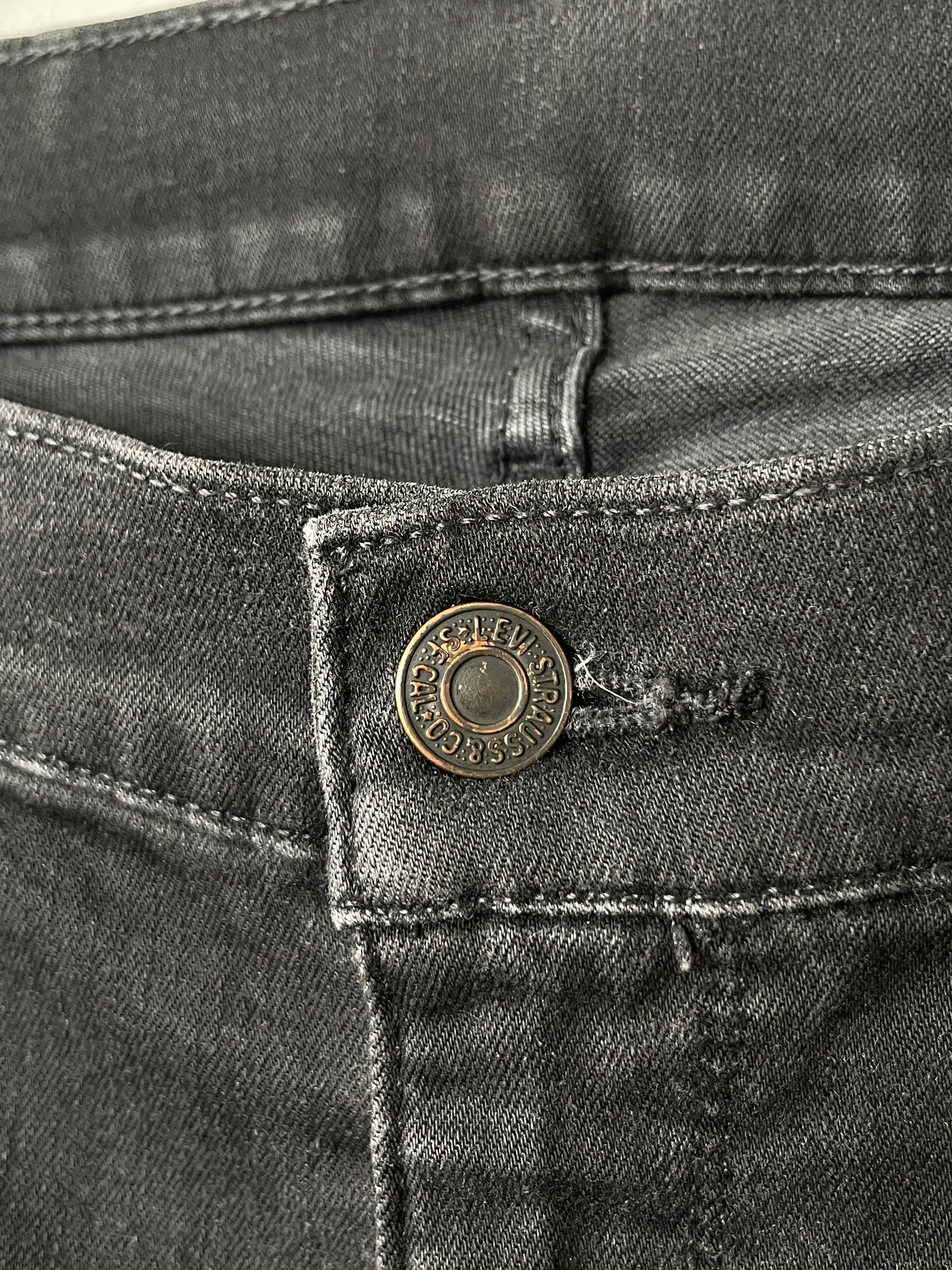 Levi’s Stretch Jeans Schwarz, 5-Pocket, 97% Baumwolle, Guter Zustand