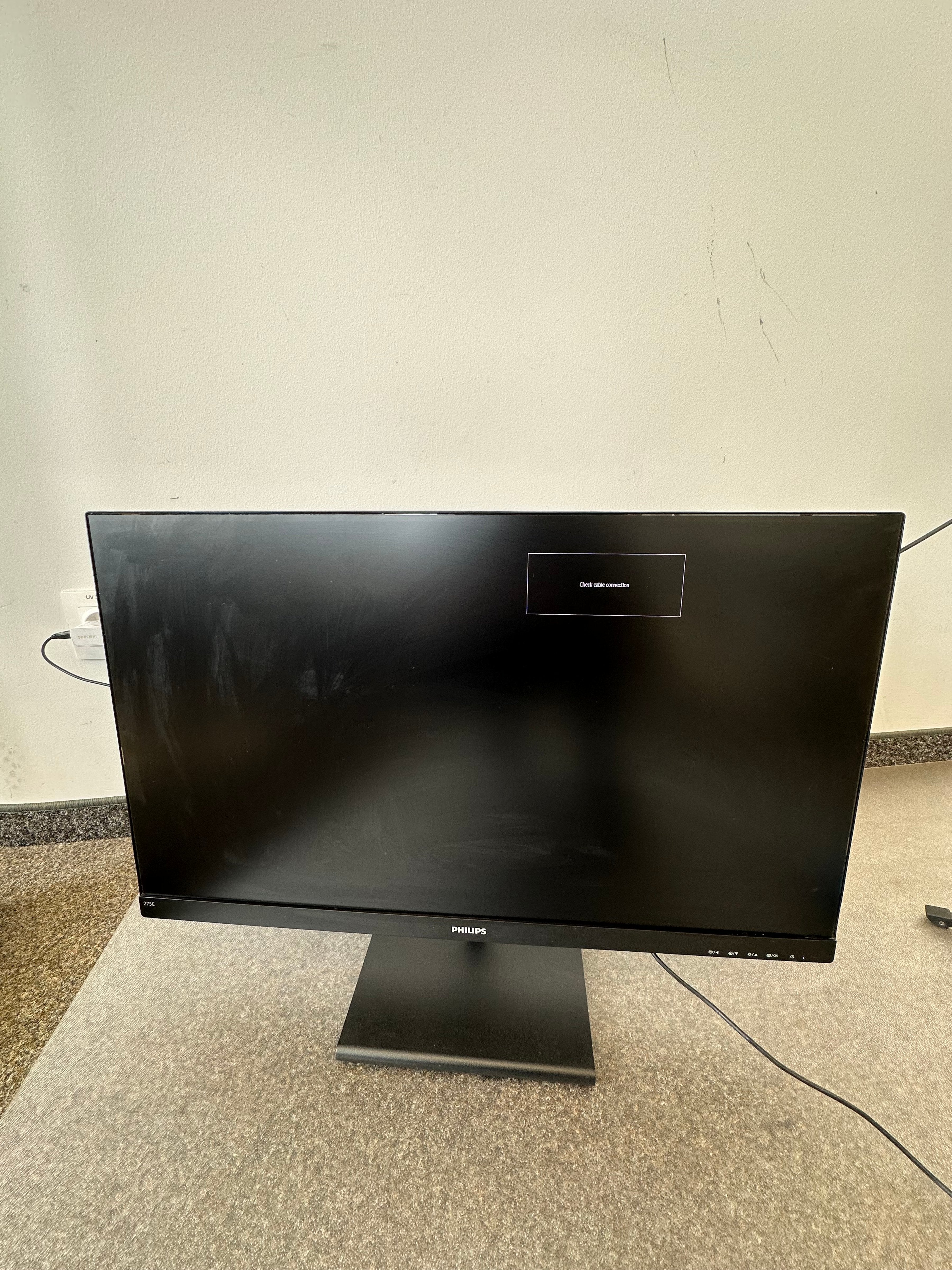 Philips 32E1N1100L 32 LCD Monitor Black Very Good Condition