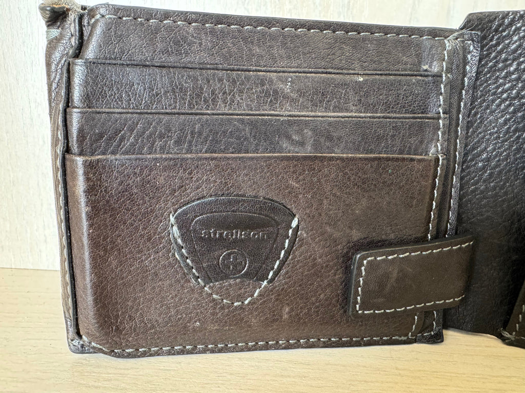 Strellson Herren Trifold Leder Geldbörse Schwarz Swiss Cross, gebraucht 11x9cm