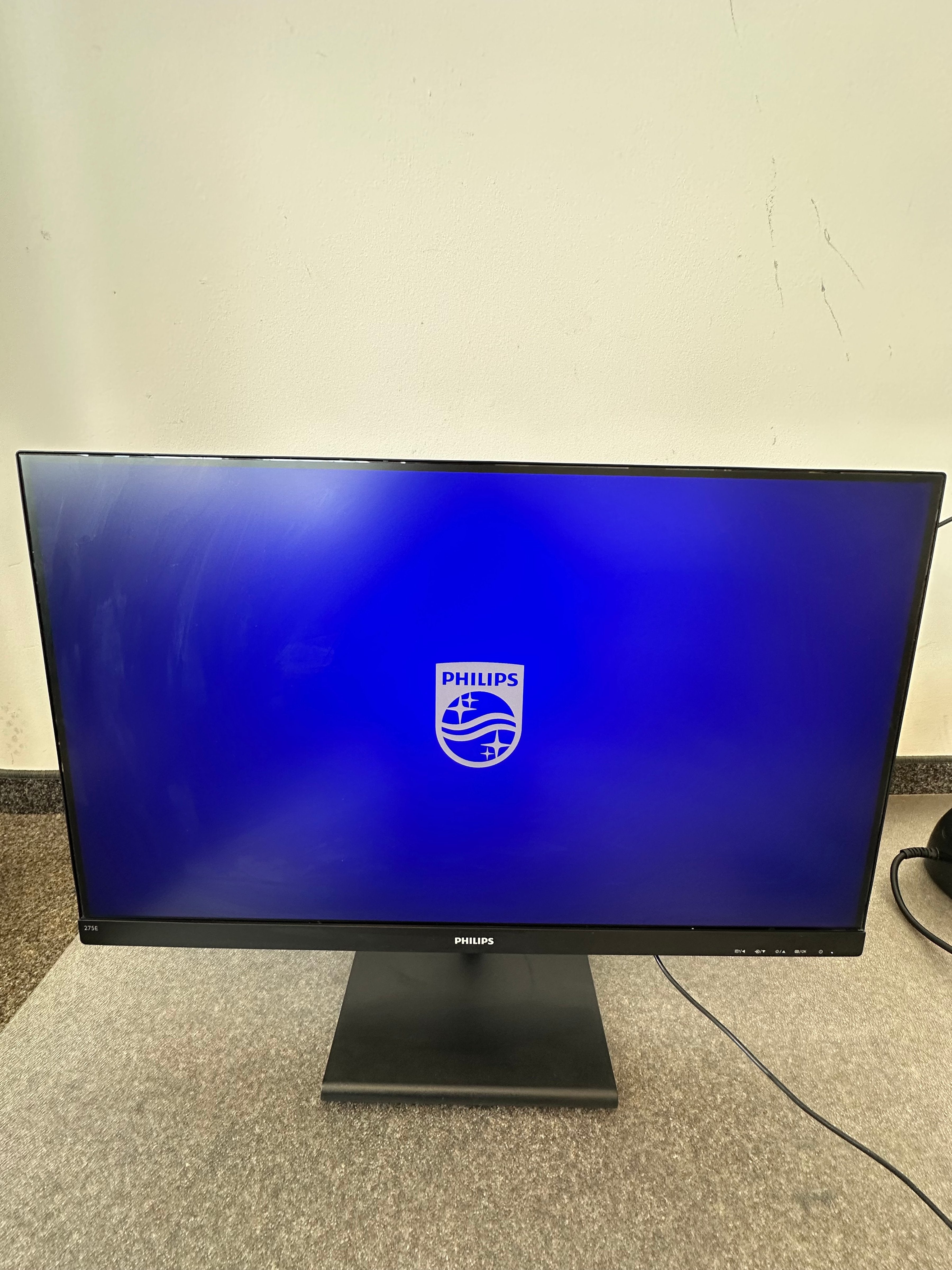 Philips 32E1N1100L 32 LCD Monitor Black Very Good Condition
