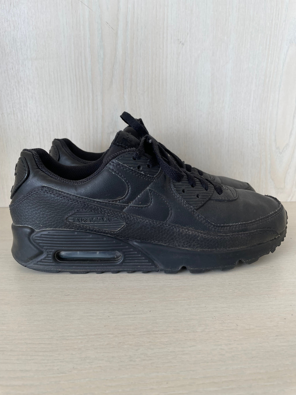 Nike Air Max 90 Sneakers – Triple Black, Zustand: Gebraucht, Kissenschaden