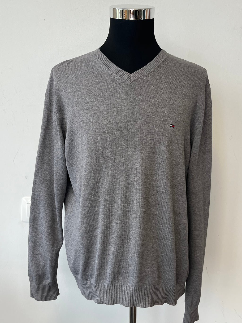 Tommy Hilfiger Cotton V-Neck Sweater, Grey, Size L, Very Good Condition
