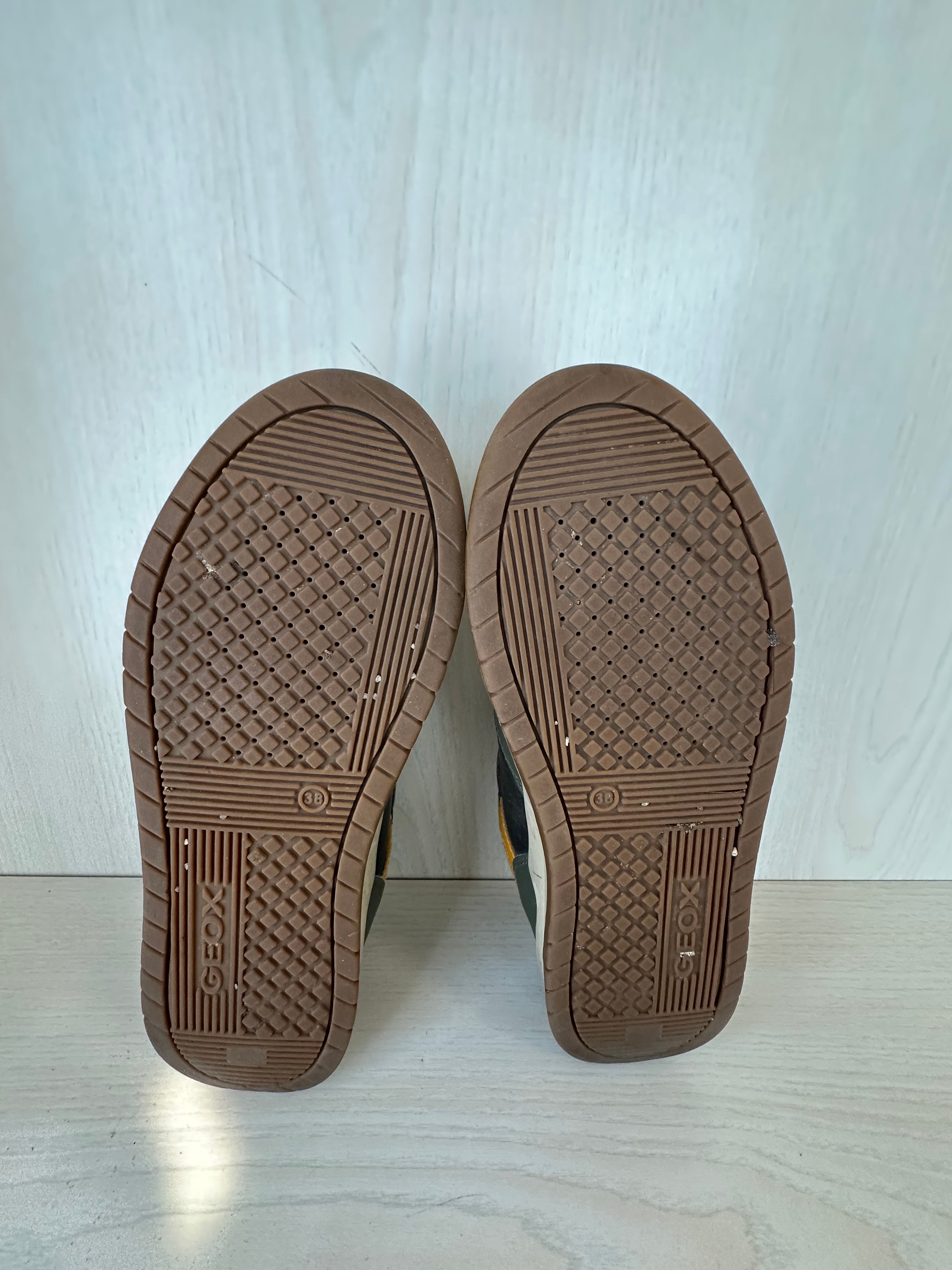 Geox WEEMBLE BOY sneakers EU 38 khaki/orange – poor condition