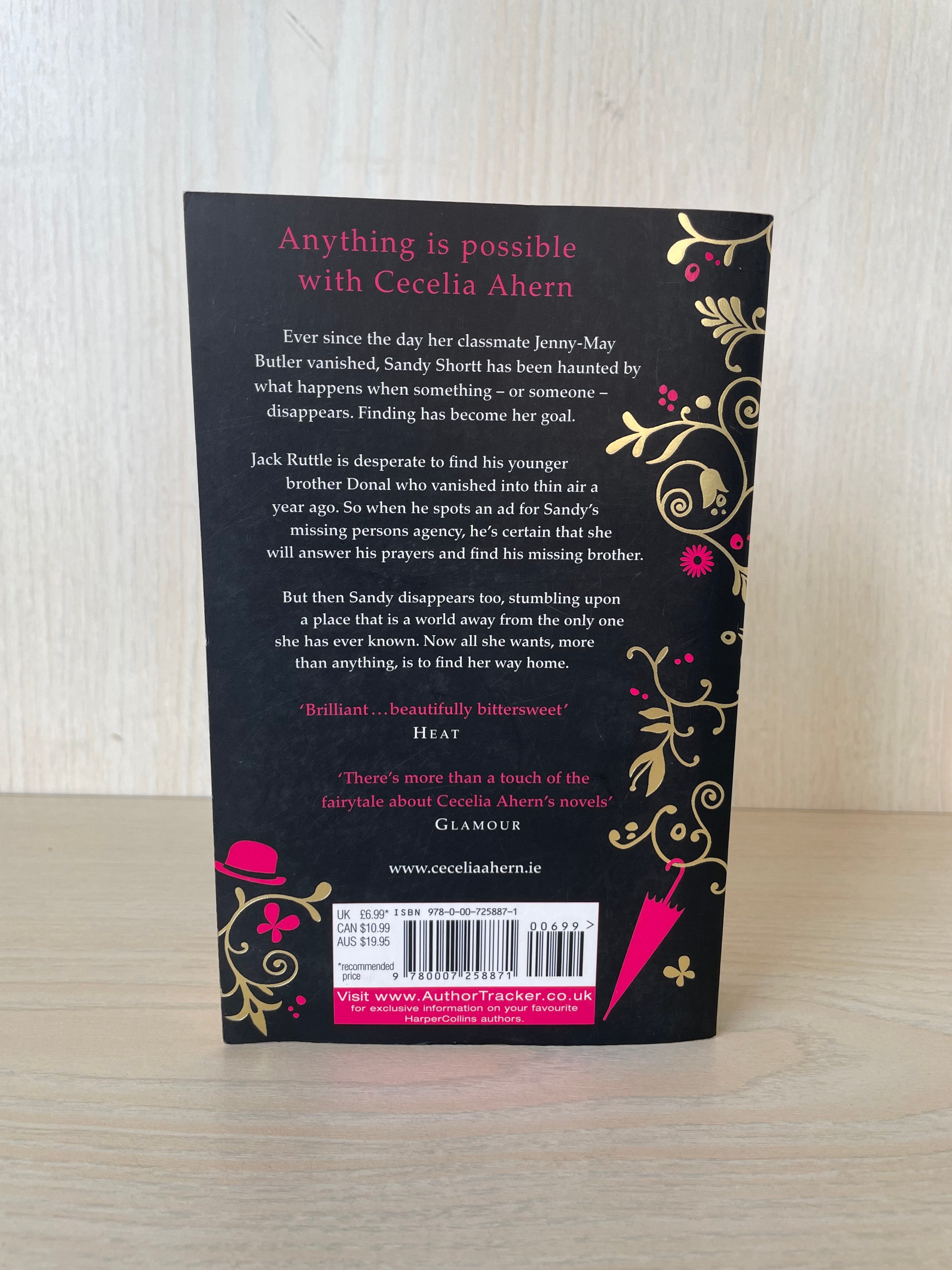 Cecelia Ahern „A Place Called Here“ – Taschenbuch, guter Zustand