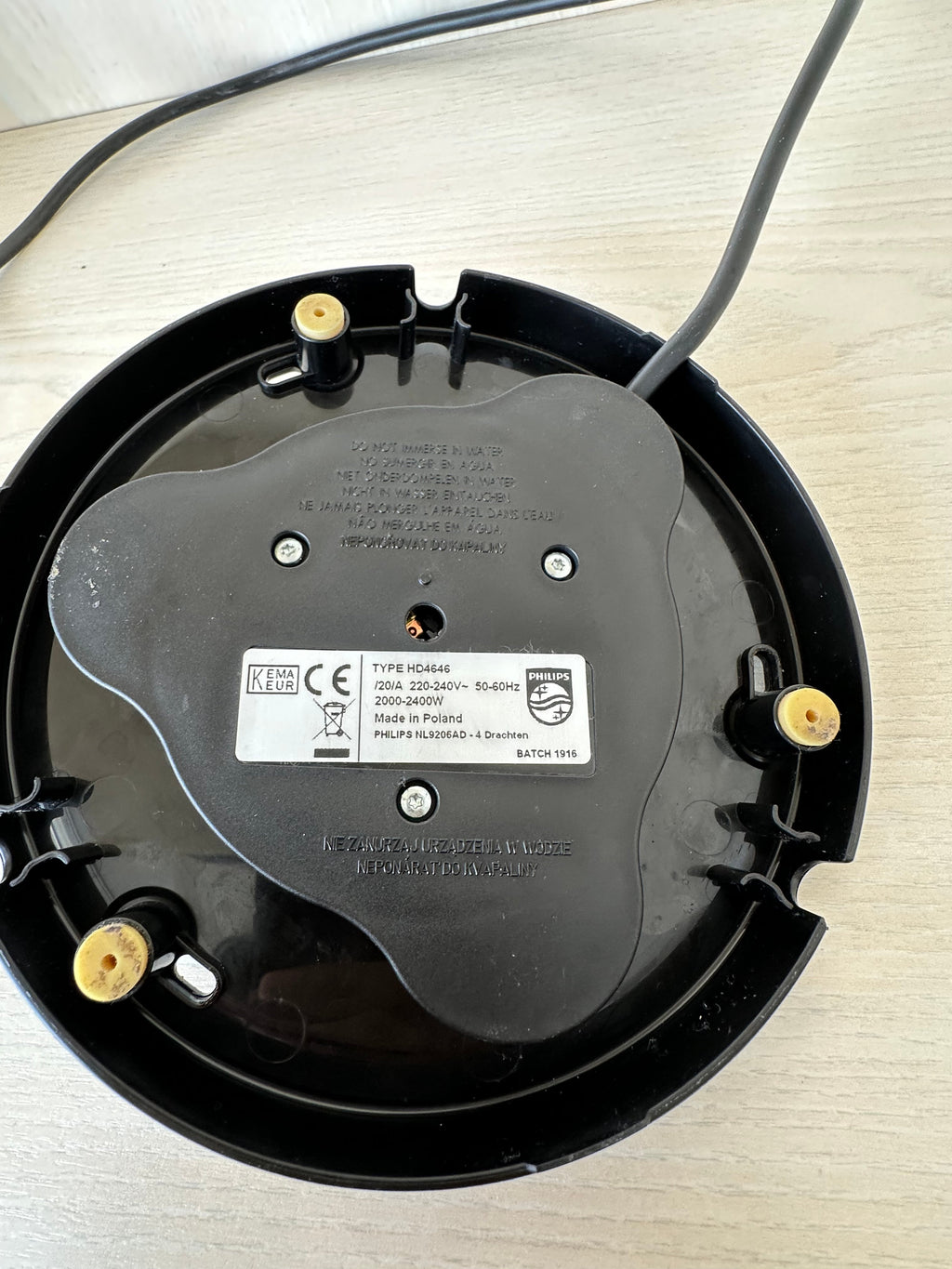 Philips Wasserkocher HD4646, 1.5L, Schwarz, Sehr Gut