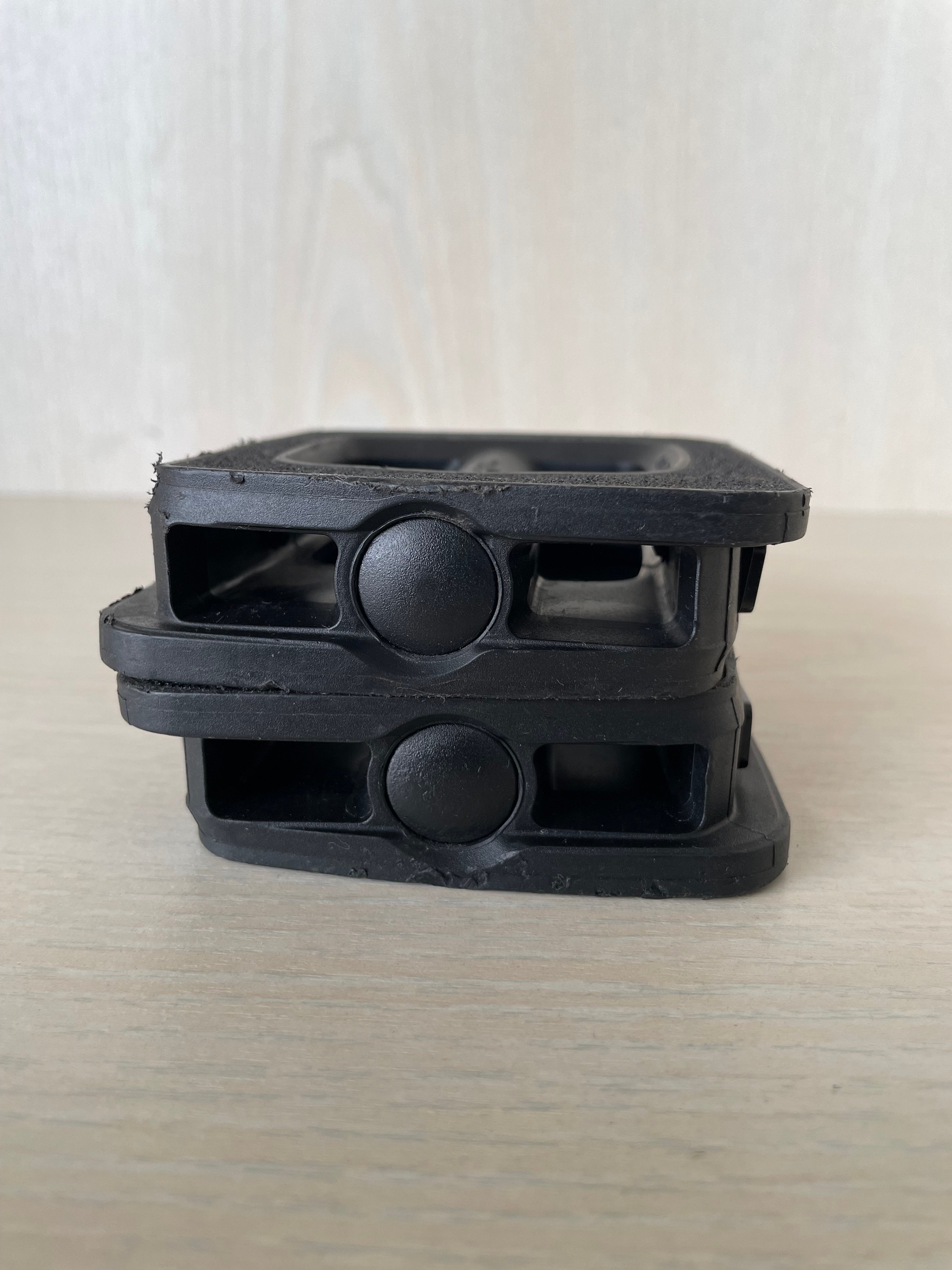 Wellgo Bike Pedals K20410, Good Condition, Non-Slip, Reflectors