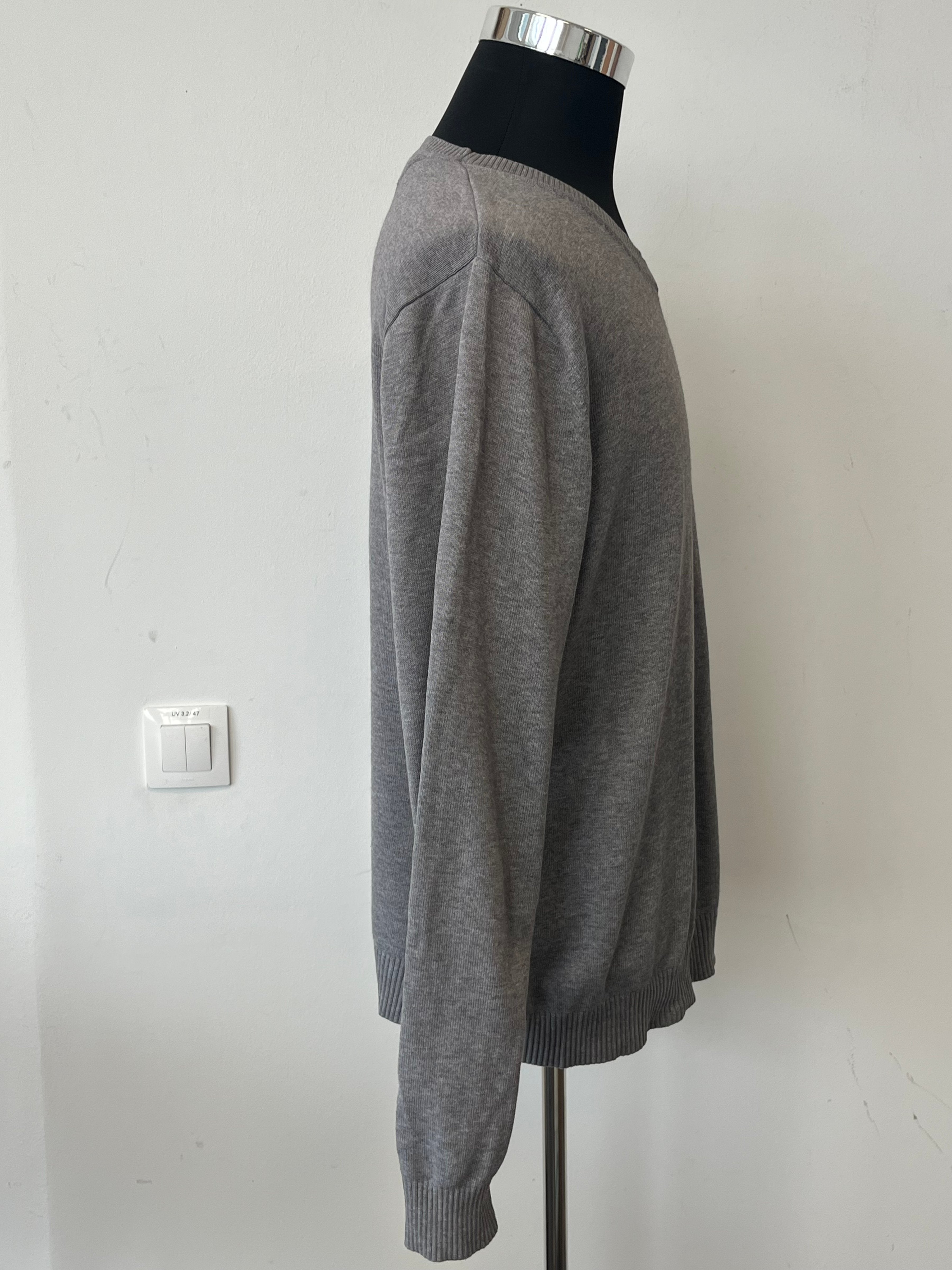 Tommy Hilfiger Cotton V-Neck Sweater, Grey, Size L, Very Good Condition