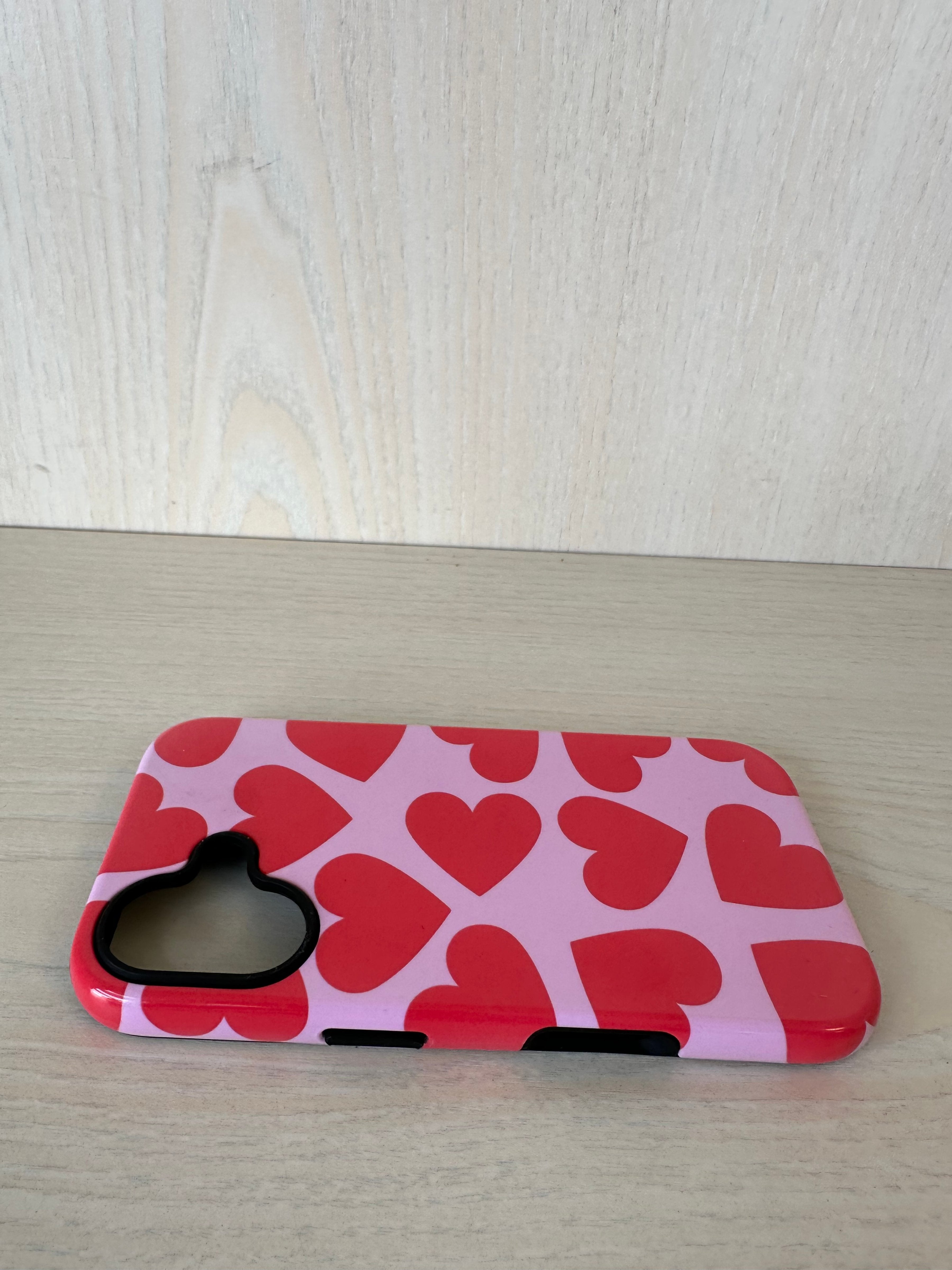 Herzmuster Handyhülle – iPhone 11/12/13, Rot/Weiß, Sehr guter Zustand