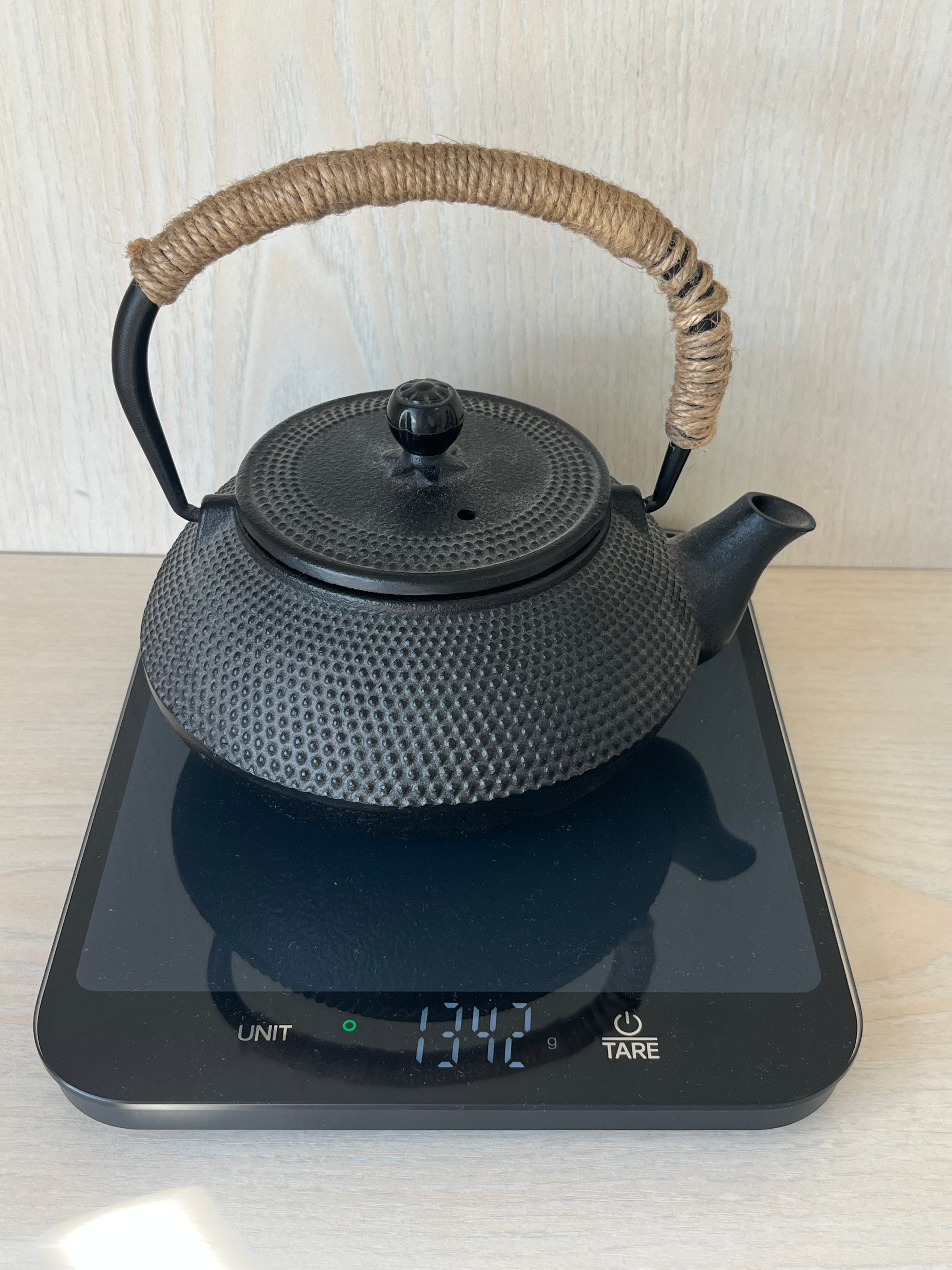 Generic Cast Iron Teapot Japanese Style Black with Strainer & 2 Teacups, Very Good