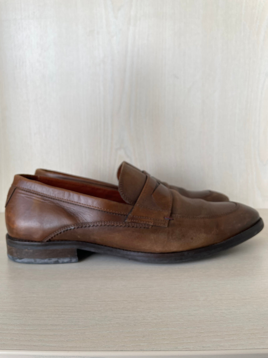 Tommy Hilfiger braune Lederloafer EU 42 / US 9, sehr guter Zustand
