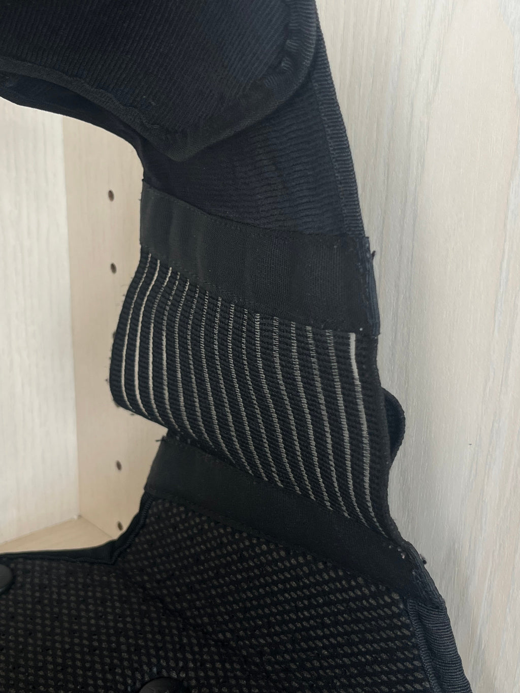 Dainese Motorrad Rückenprotektor S, Schwarz, Sehr Gut, 95 cm Umfang