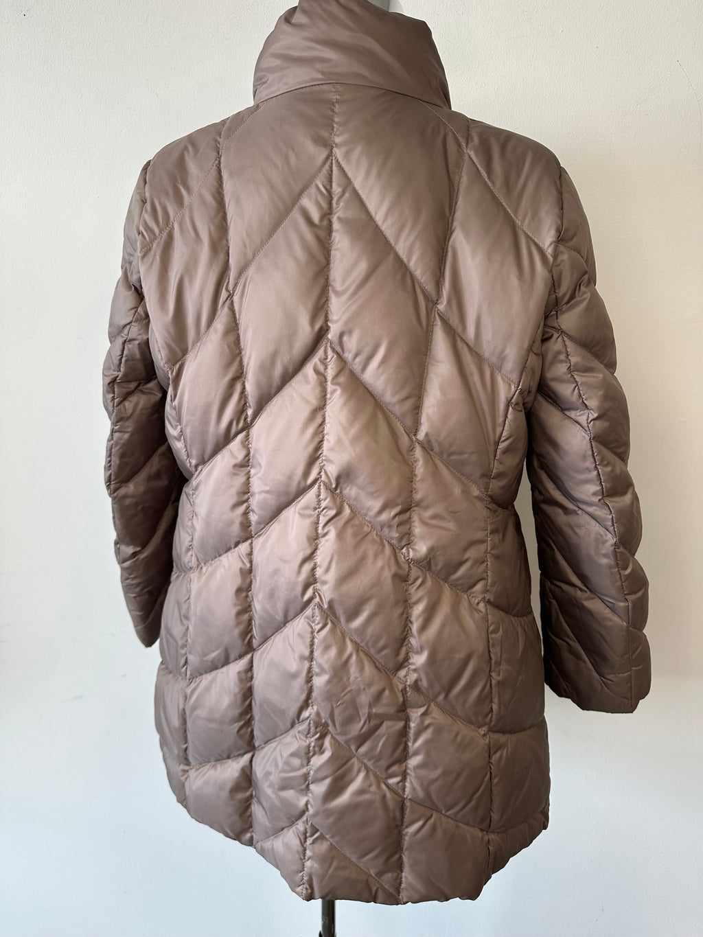 Fuchs Schmitt Women’s Down Coat Size 40/M – Taupe, Very Good