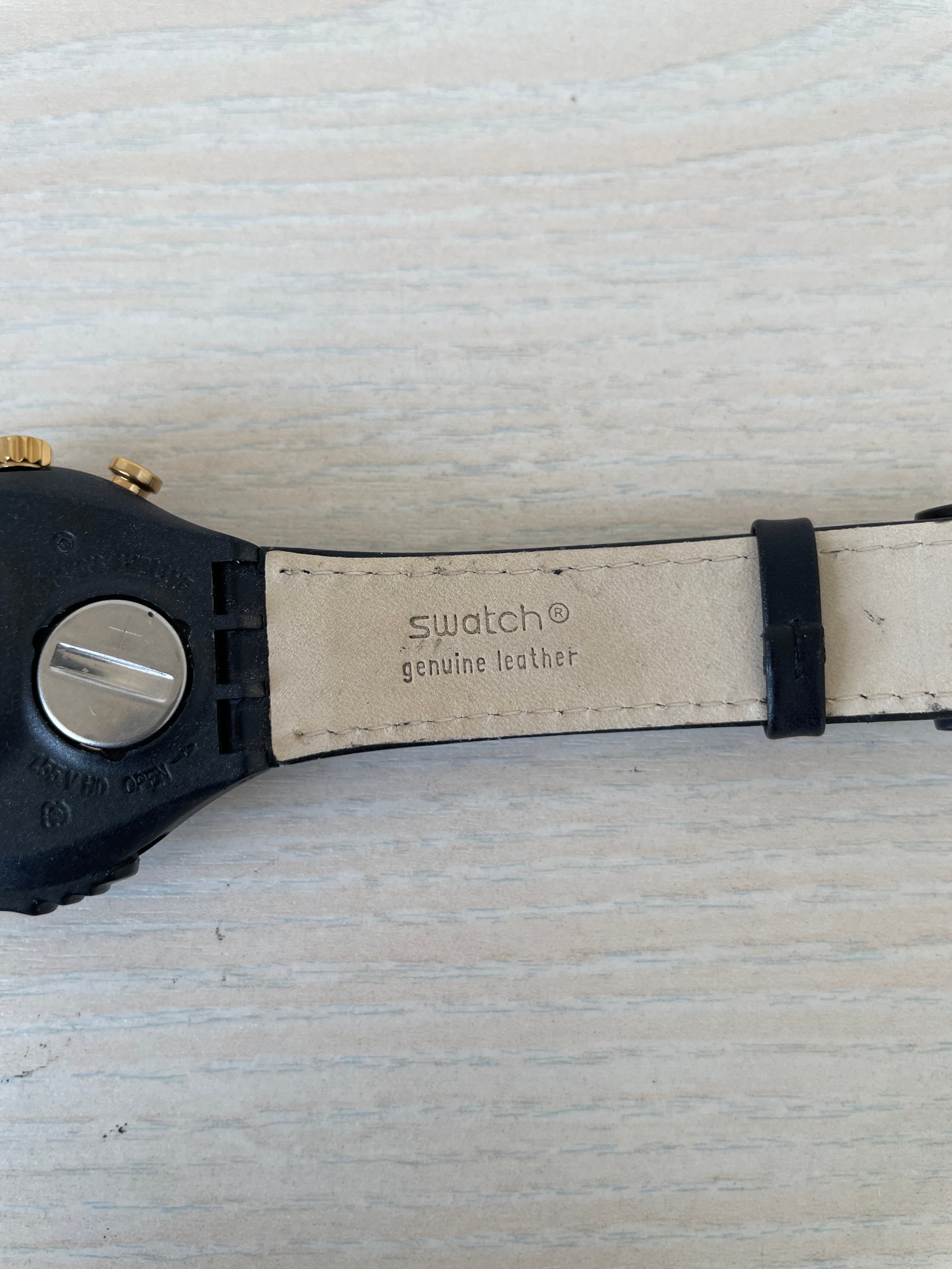 Swatch Uhr Blue Ring SOB405, Blau, Sehr Gut, 23,5 cm, 3,6 cm, Quarz