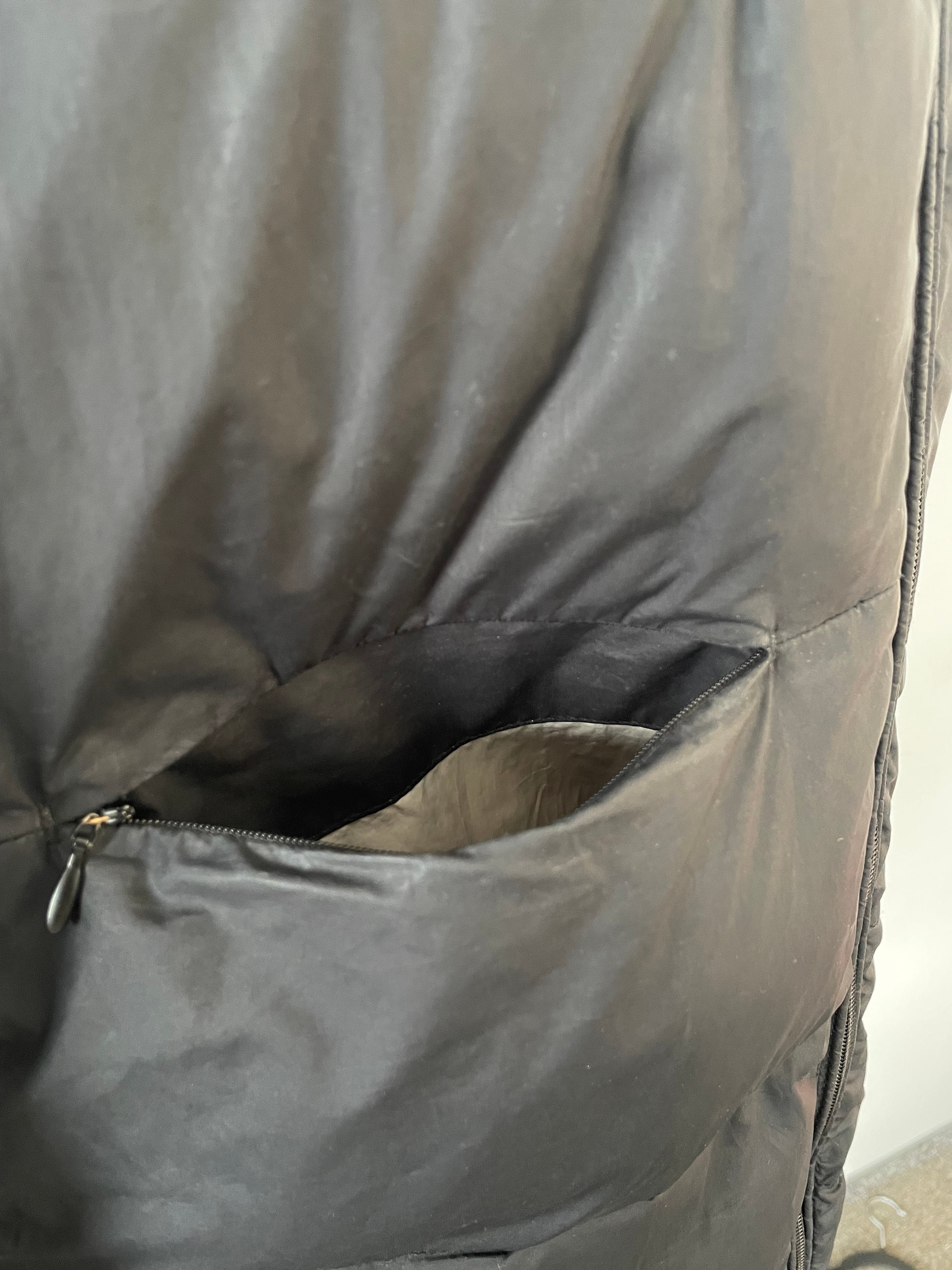 ECOALF Damen XS Schwarz Daunenmantel – 70% Daunen, Kapuze, guter Zustand