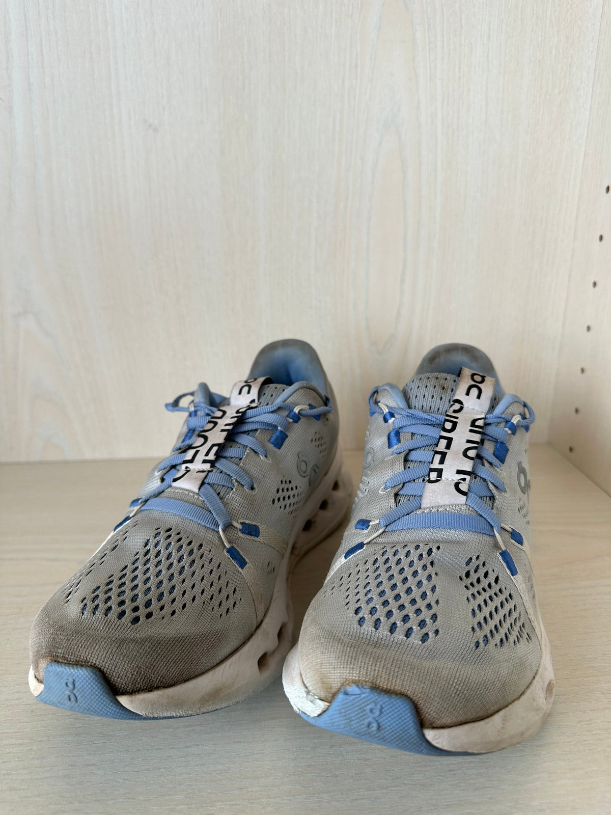 On Running Cloudsurfer EU 38.5 Heather/White - Normal Use, Stains