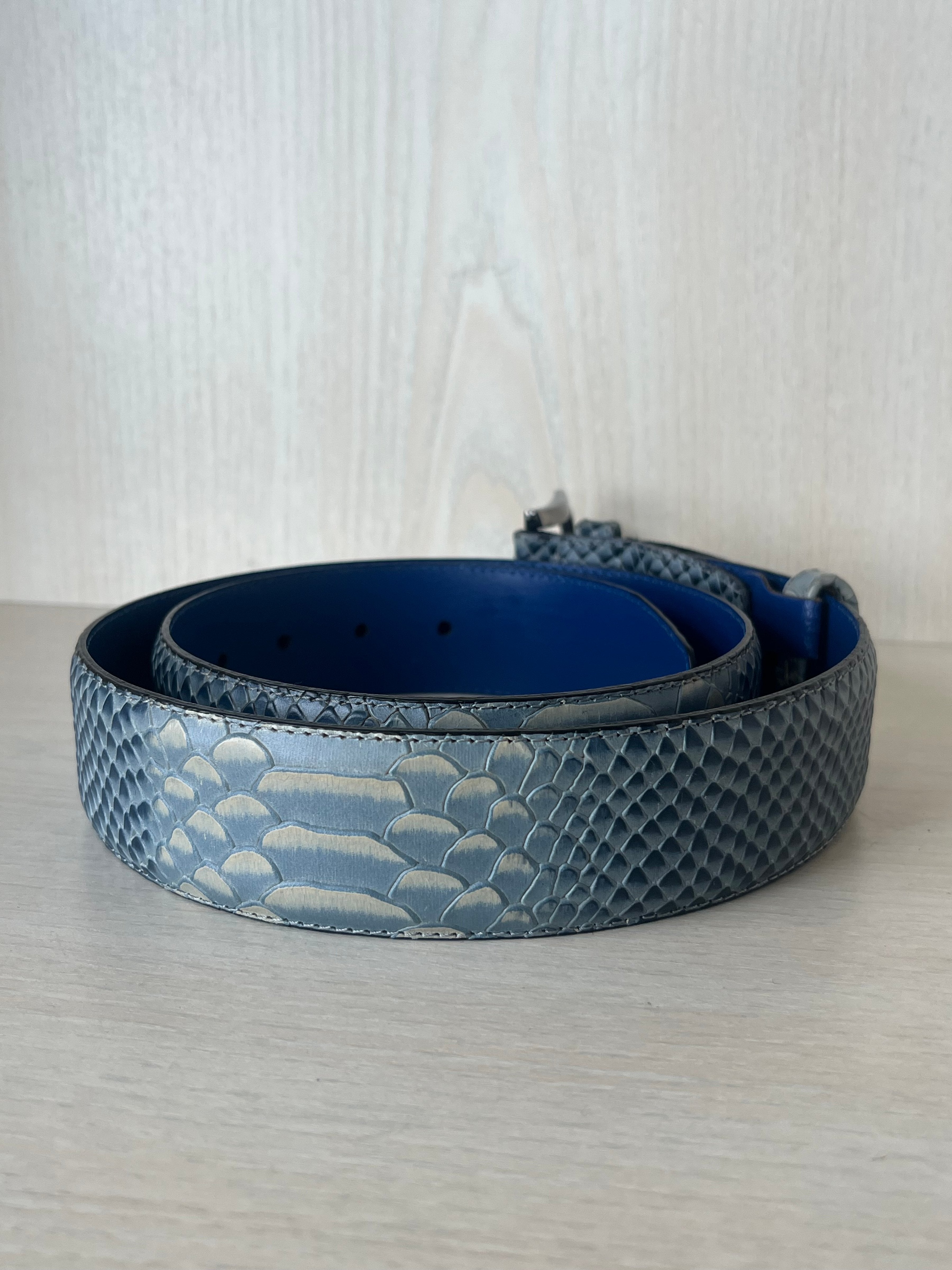 Floris van Bommel Gürtel 75155, Blau, Schlangenleder, 115 cm, Sehr guter Zustand