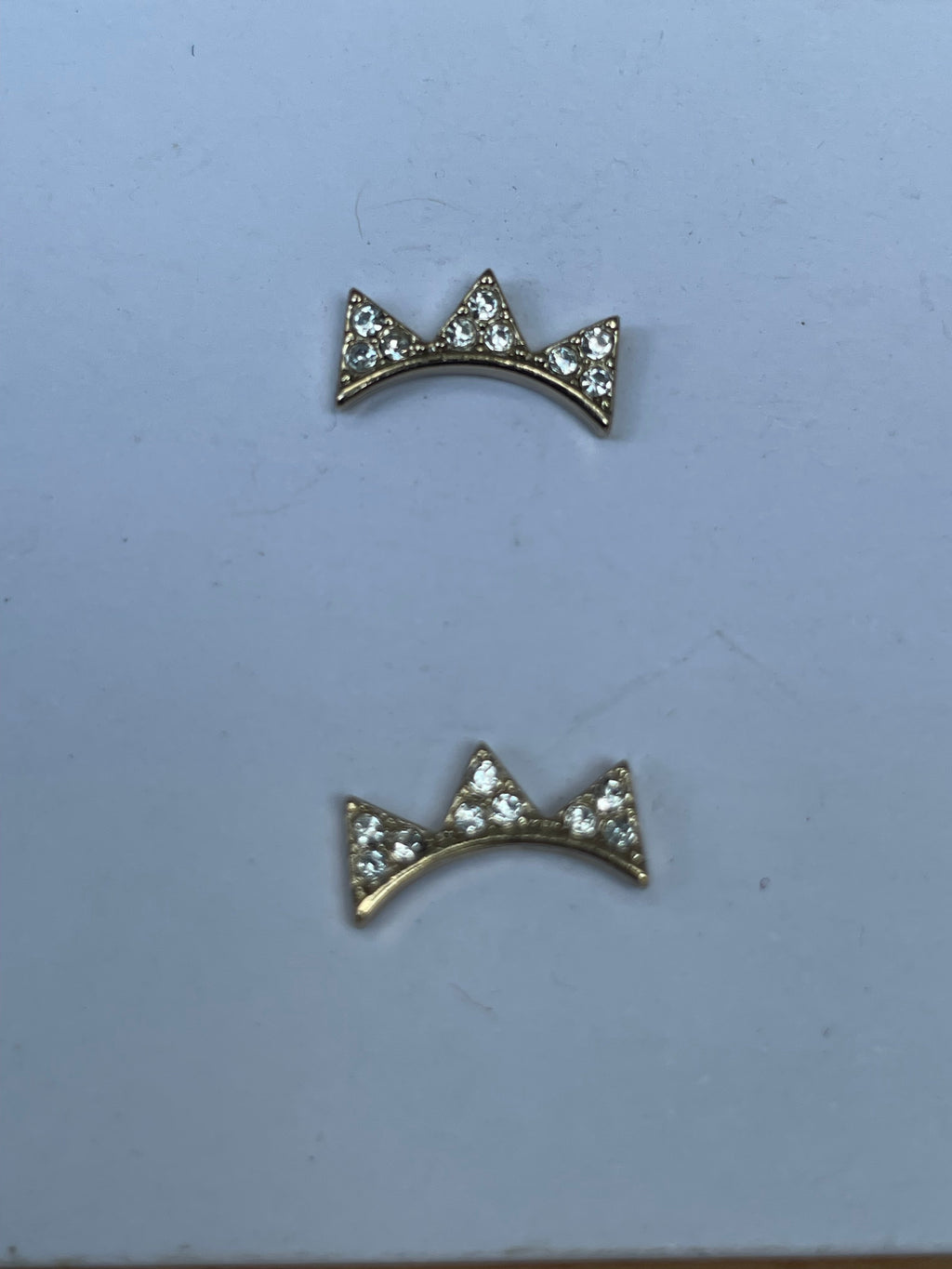 & Other Stories Paris Atelier Ohrstecker – goldfarben, ca. 1 cm, sehr guter Zustand