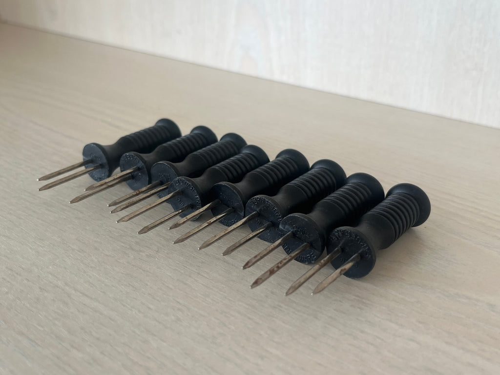 Farberware 8-tlg. Maiskolbenhalter Set – Kunststoff/Edelstahl, Schwarz, Gut