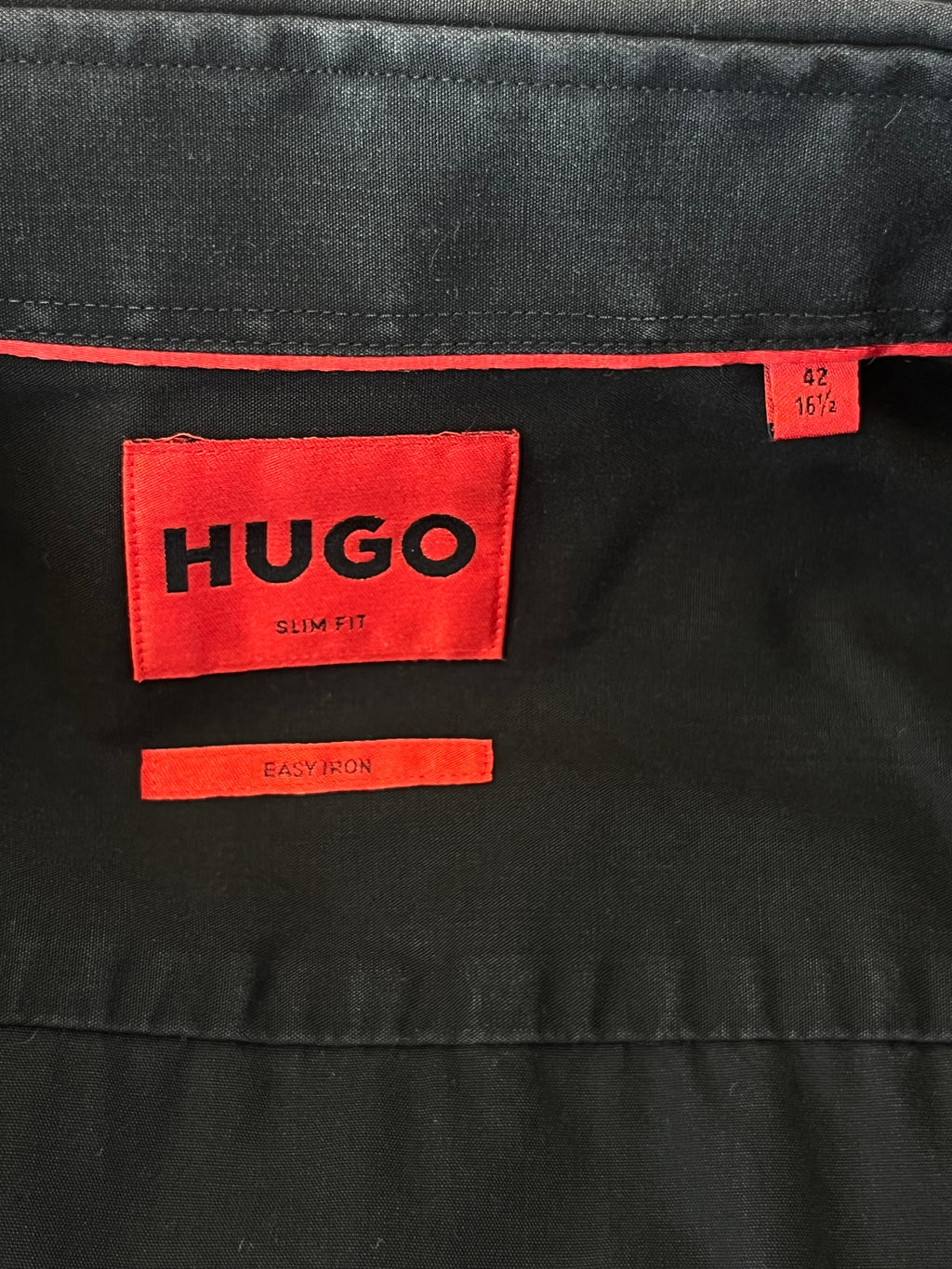 HUGO Slim Fit Hemd Schwarz, Größe M, guter Zustand