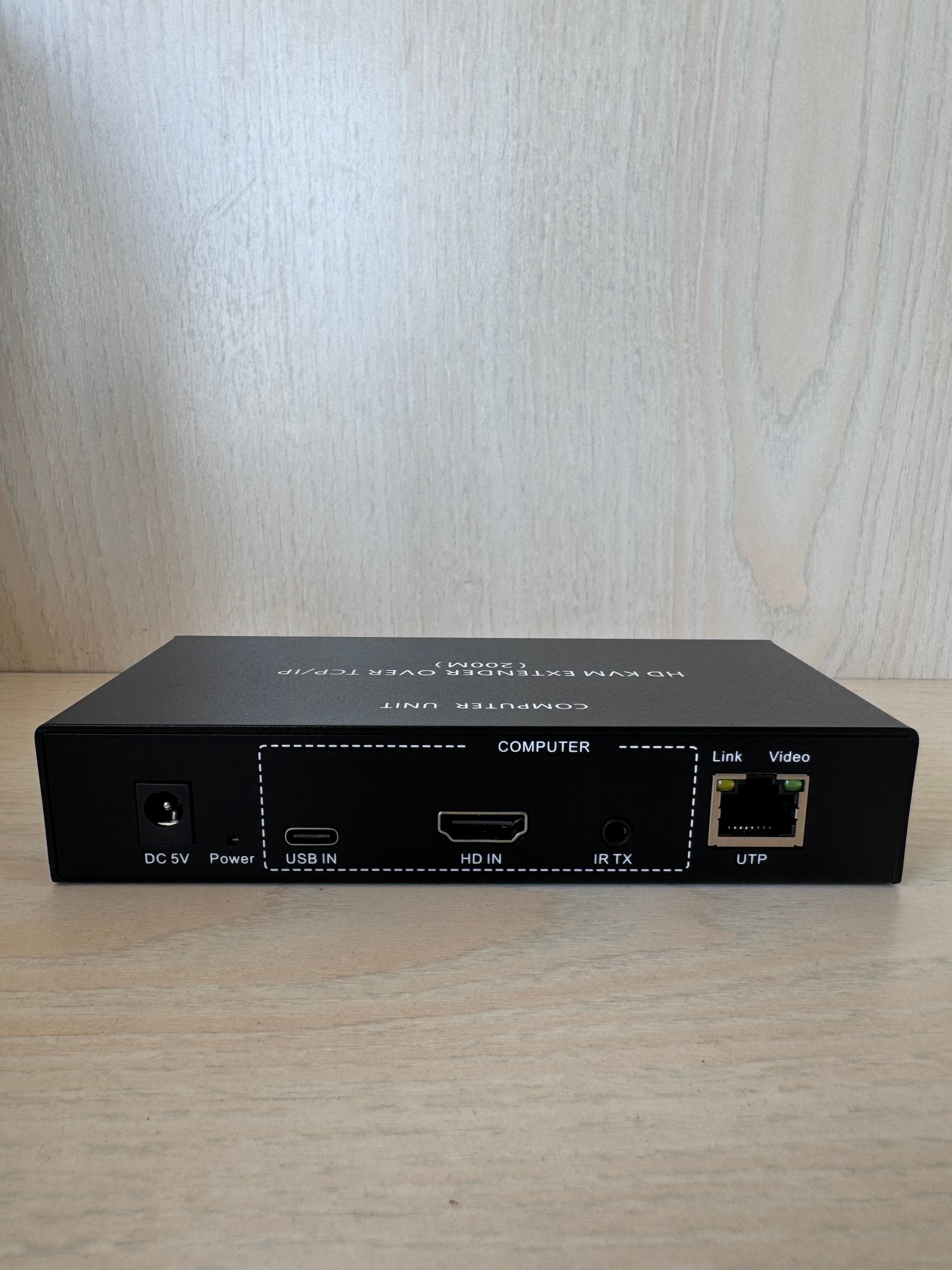 JOOAN HD 200M KVM IP Extender Schwarz Sehr Gut