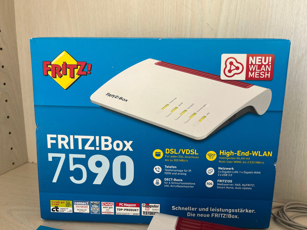 AVM FRITZ!Box 7590 WLAN Router, Weiß, Sehr Gut