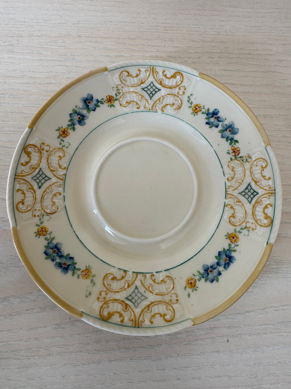 Homer Laughlin Eggshell Nautilus Demitasse Set, Porzellan, guter Zustand