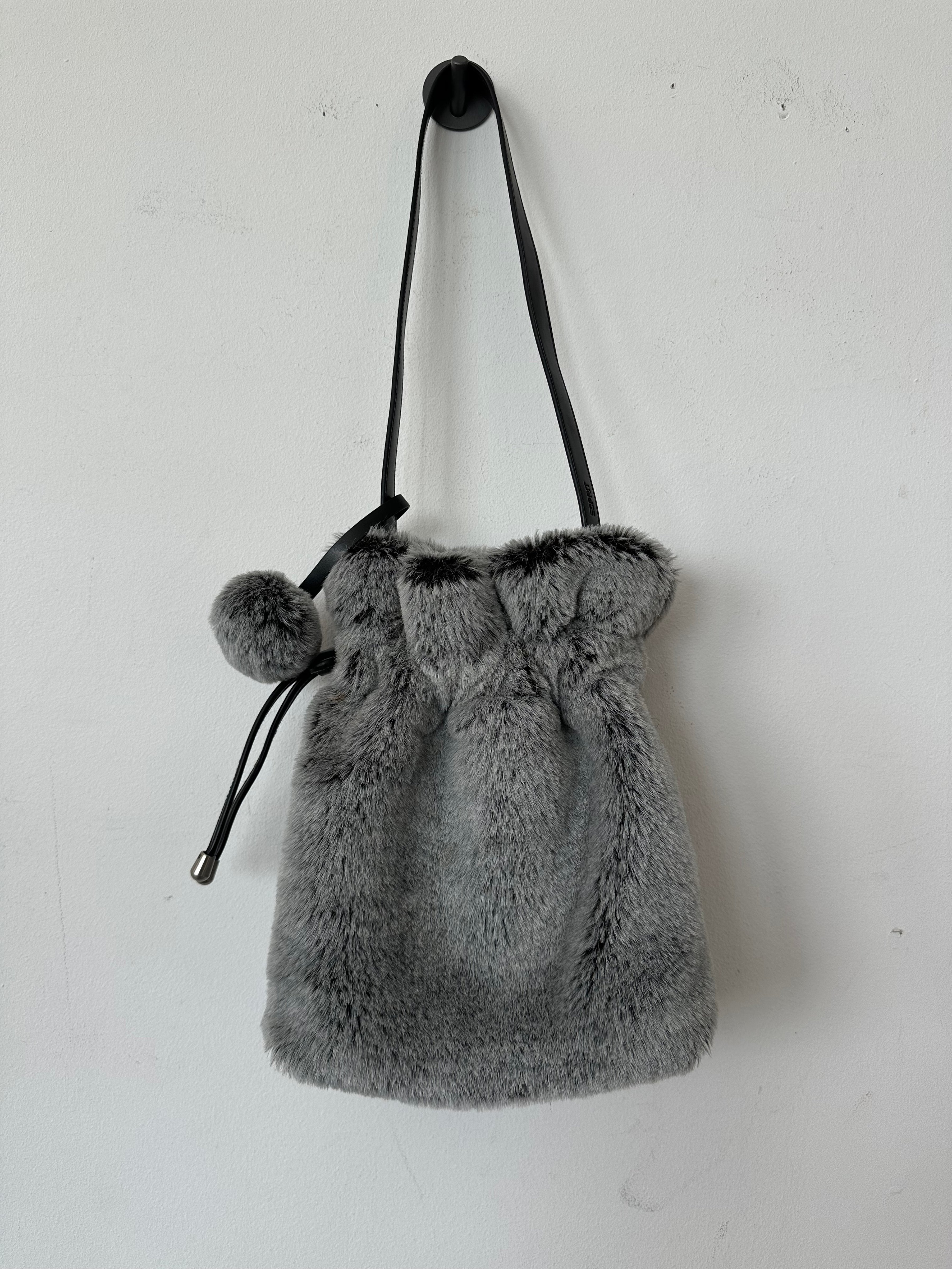 Esprit Faux Fur Tote Bag, Wie Neu, Mittel, Beige, 31x25x28 cm