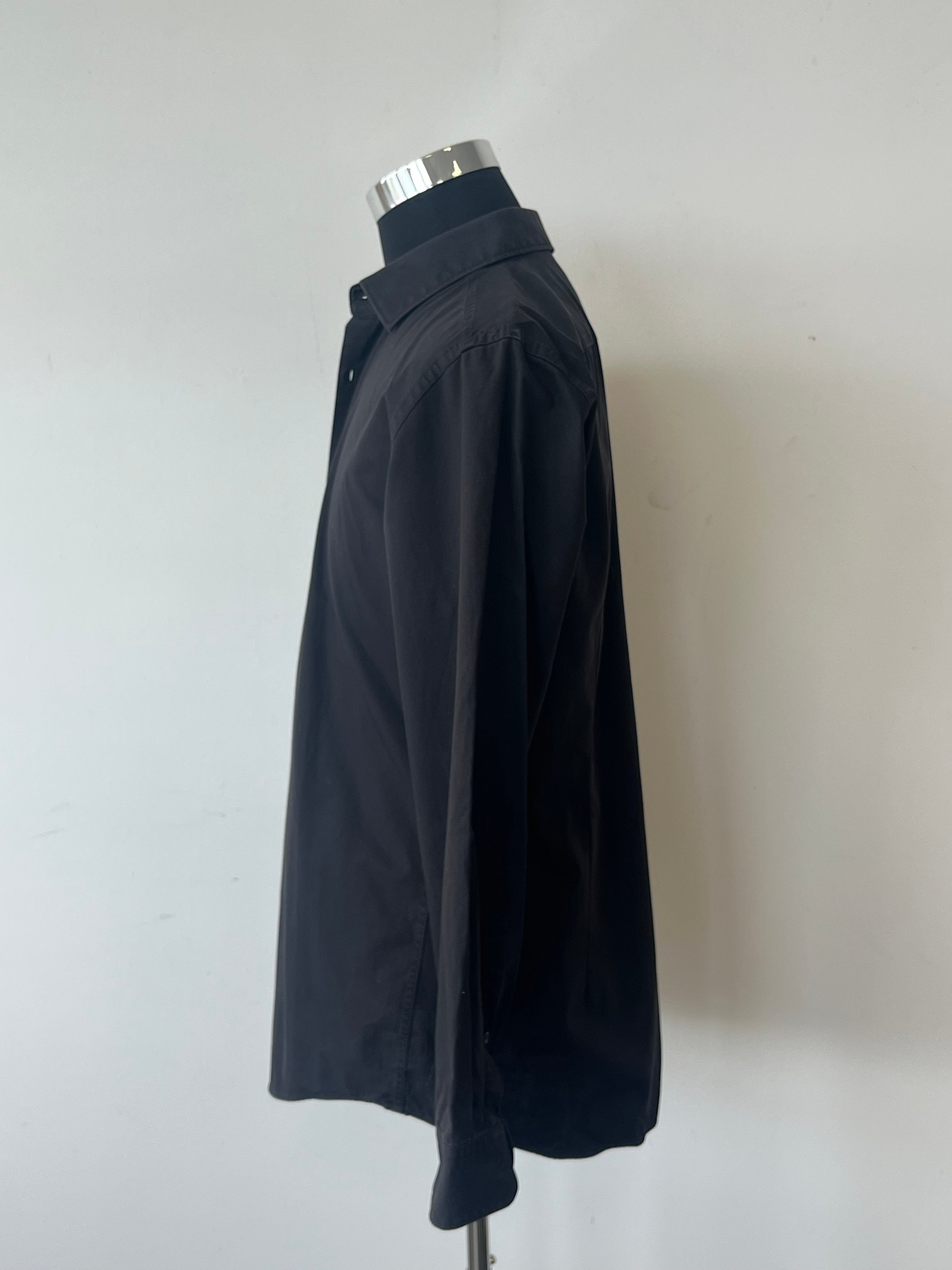 HUGO Slim Fit Hemd Schwarz, Größe M, guter Zustand